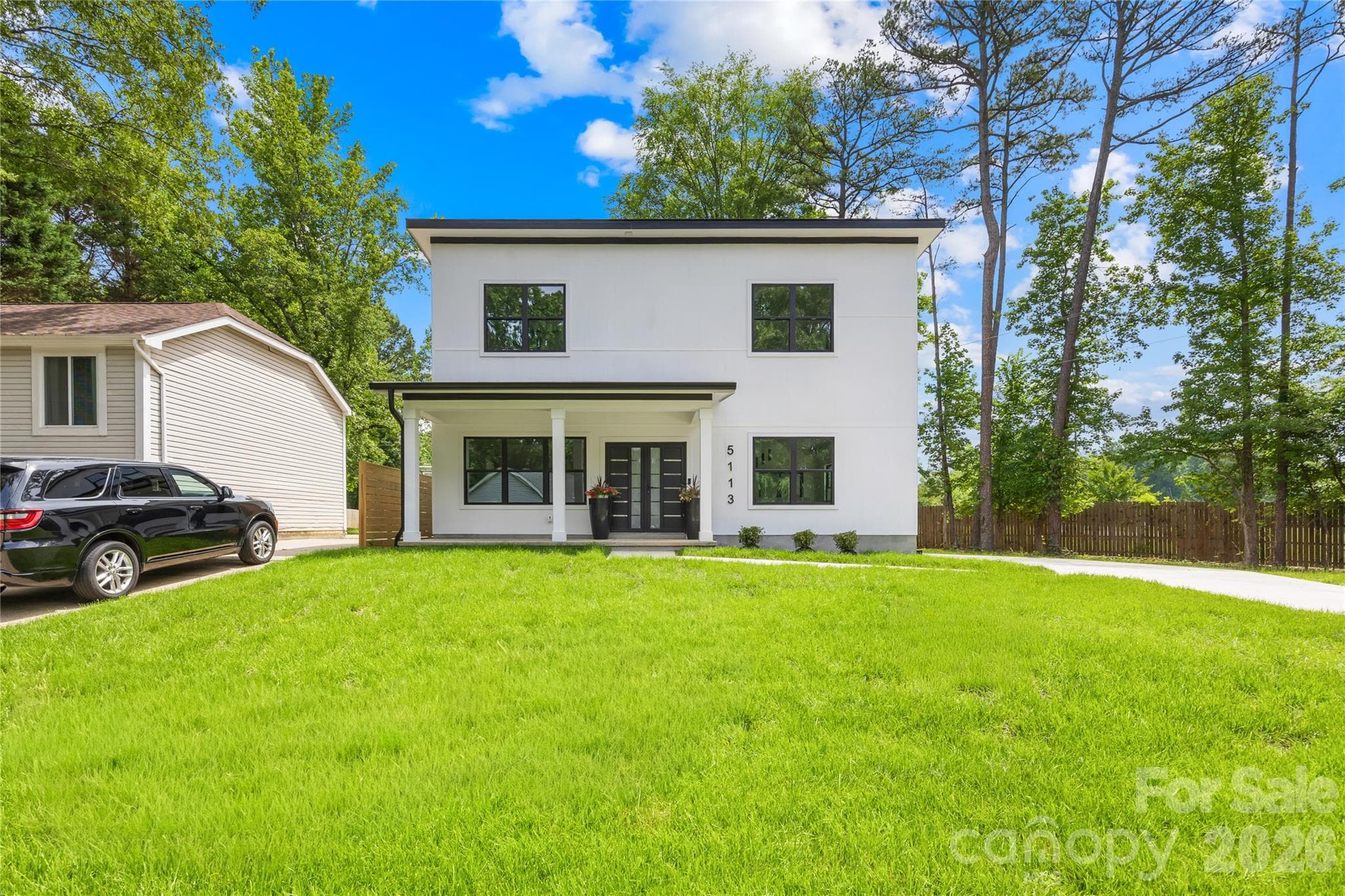 Single Family Residence at 5113 Banfshire Road, Charlotte, photo 2 of 45