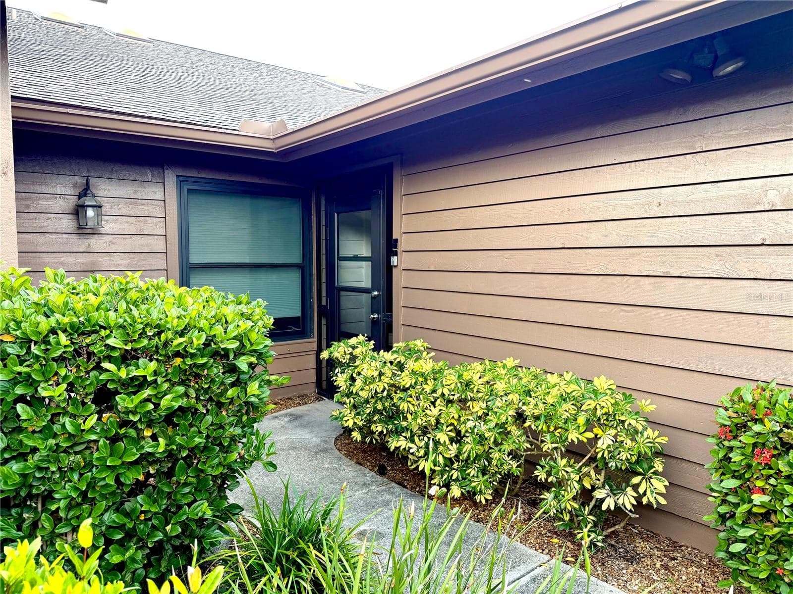 Condominium at 5813 MERION WAY #5813, SARASOTA, photo 3 of 37