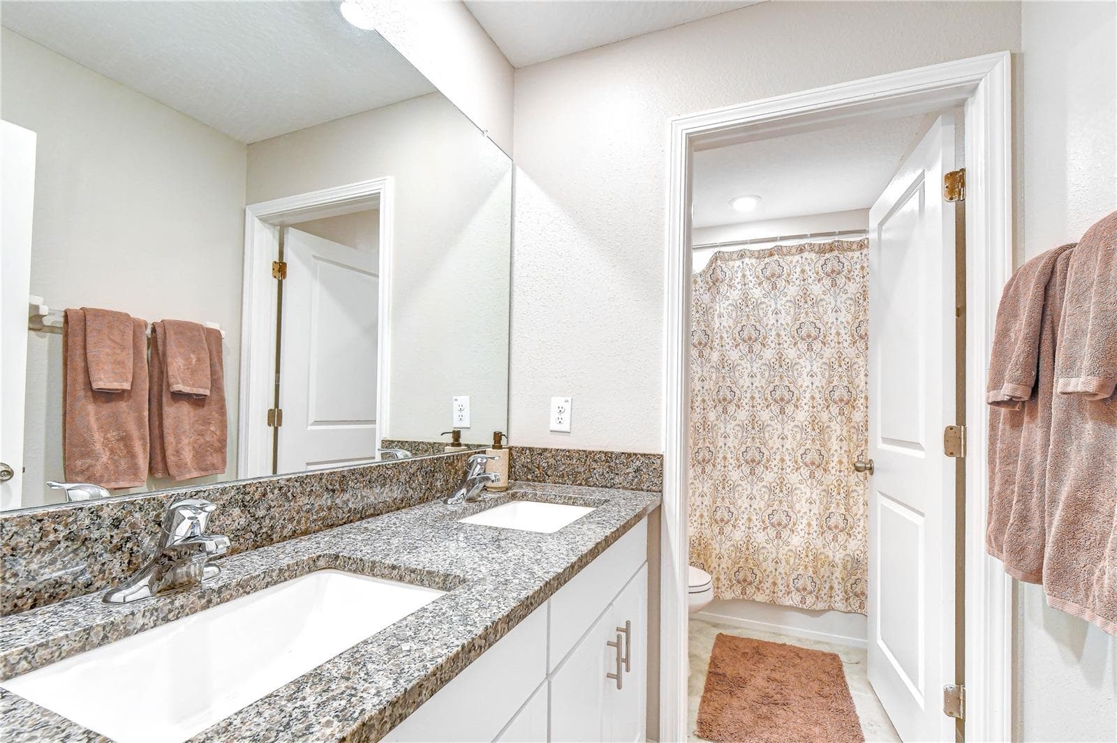 Single Family Residence at 17917 CLOUDLESS BLISS DR, LUTZ, photo 22 of 24