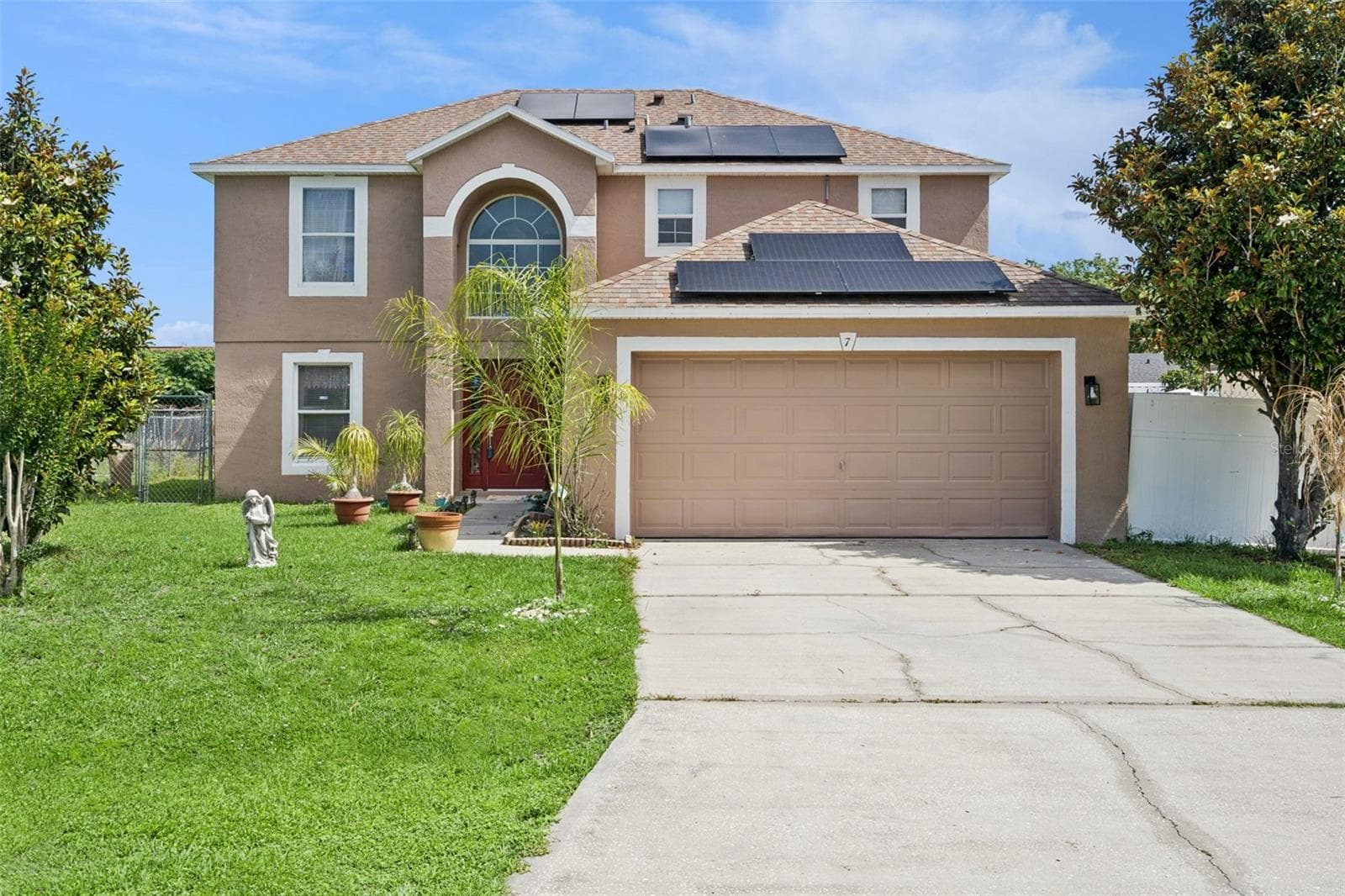 7 BOLTON CT