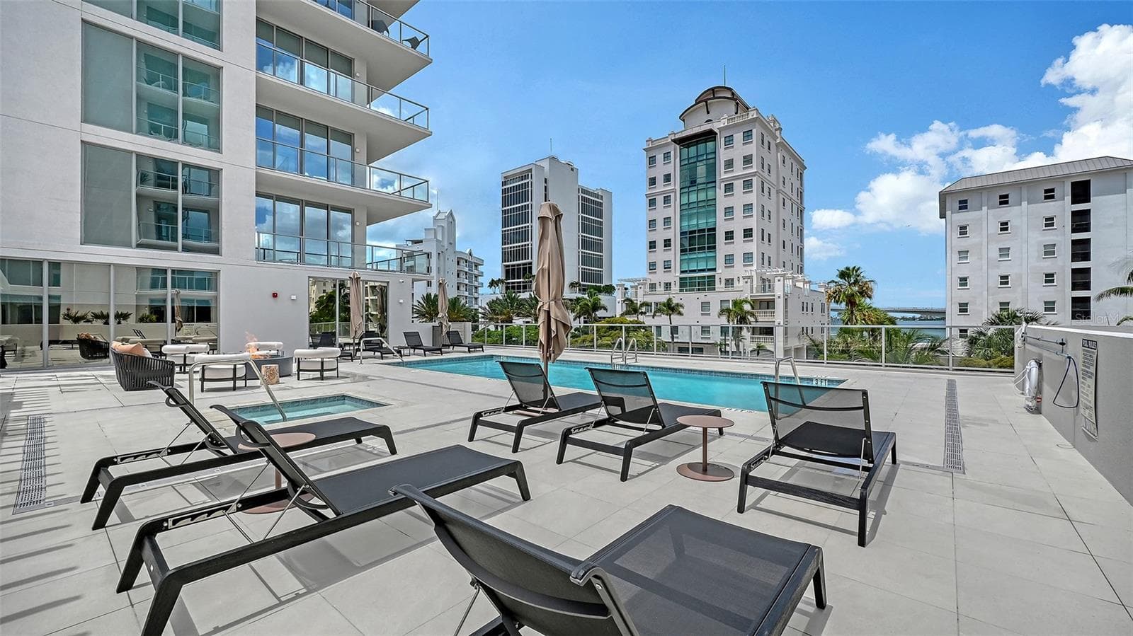 Condominium at 253 GOLDEN GATE PT #401, SARASOTA, photo 72 of 97