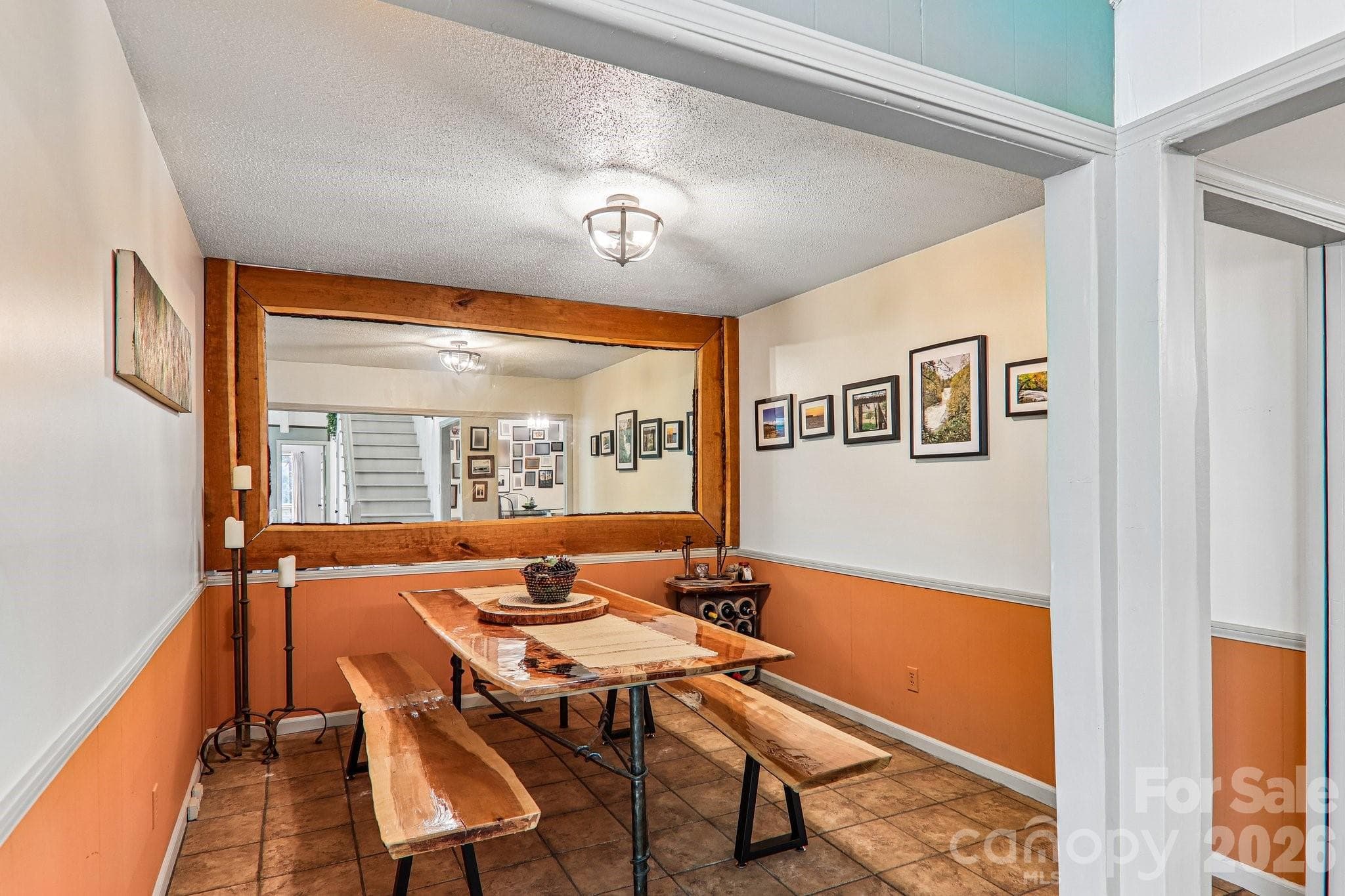 dining room - Hendersonville
