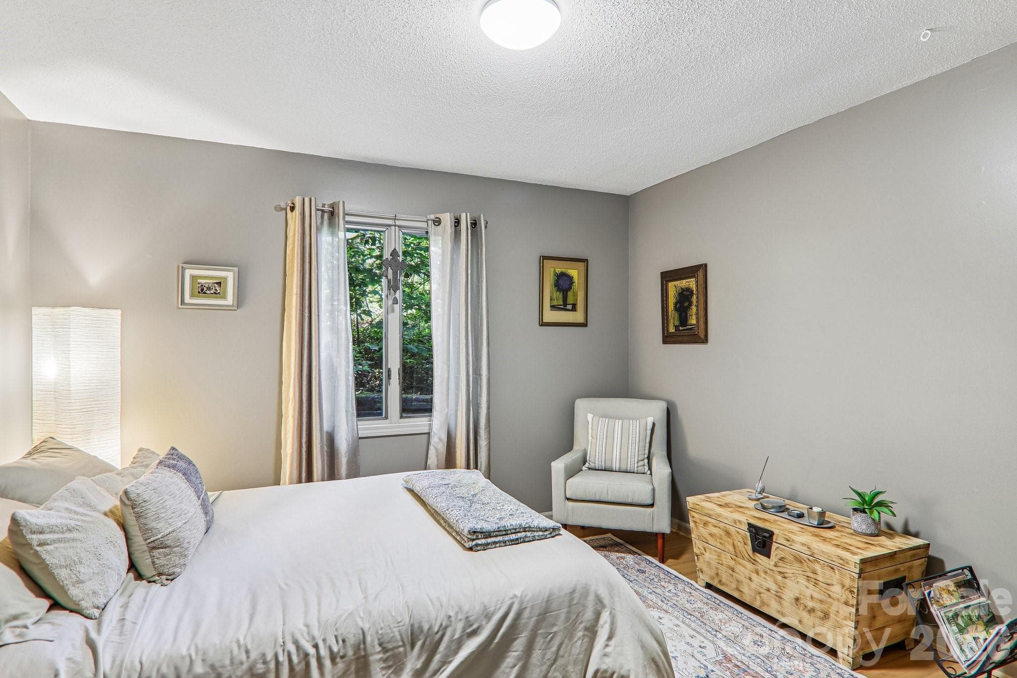 Bedroom downstairs - Hendersonville