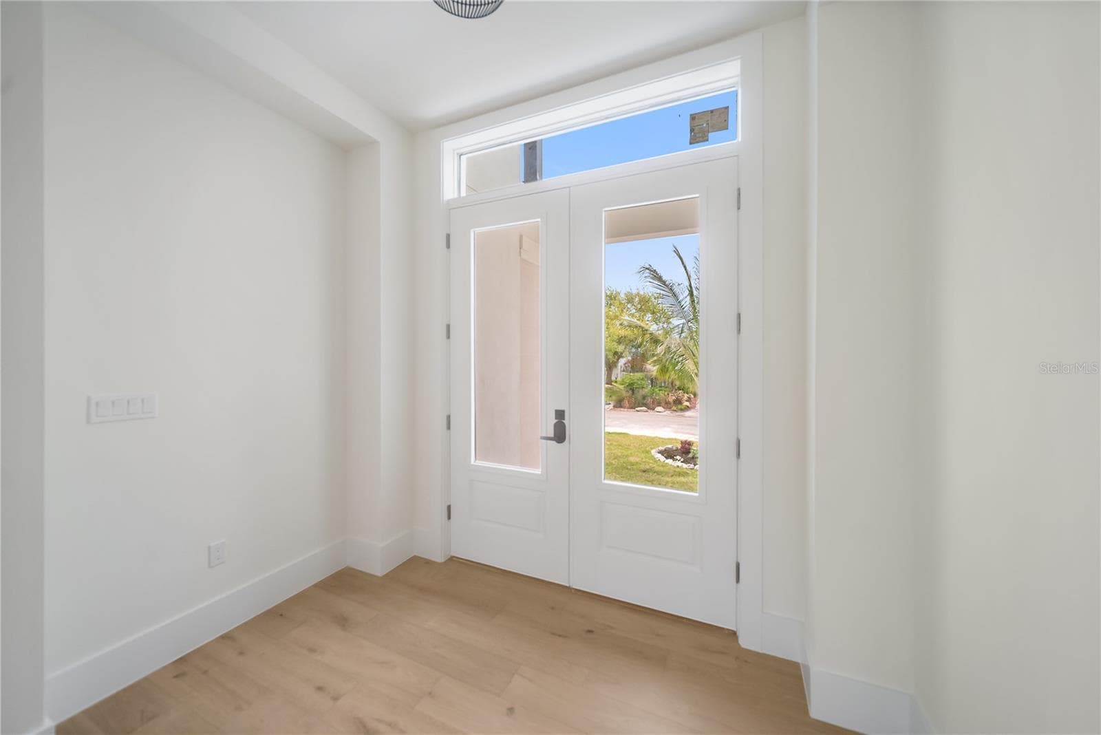 Single Family Residence at 626 BUTTONWOOD DR, LONGBOAT KEY, photo 41 of 91