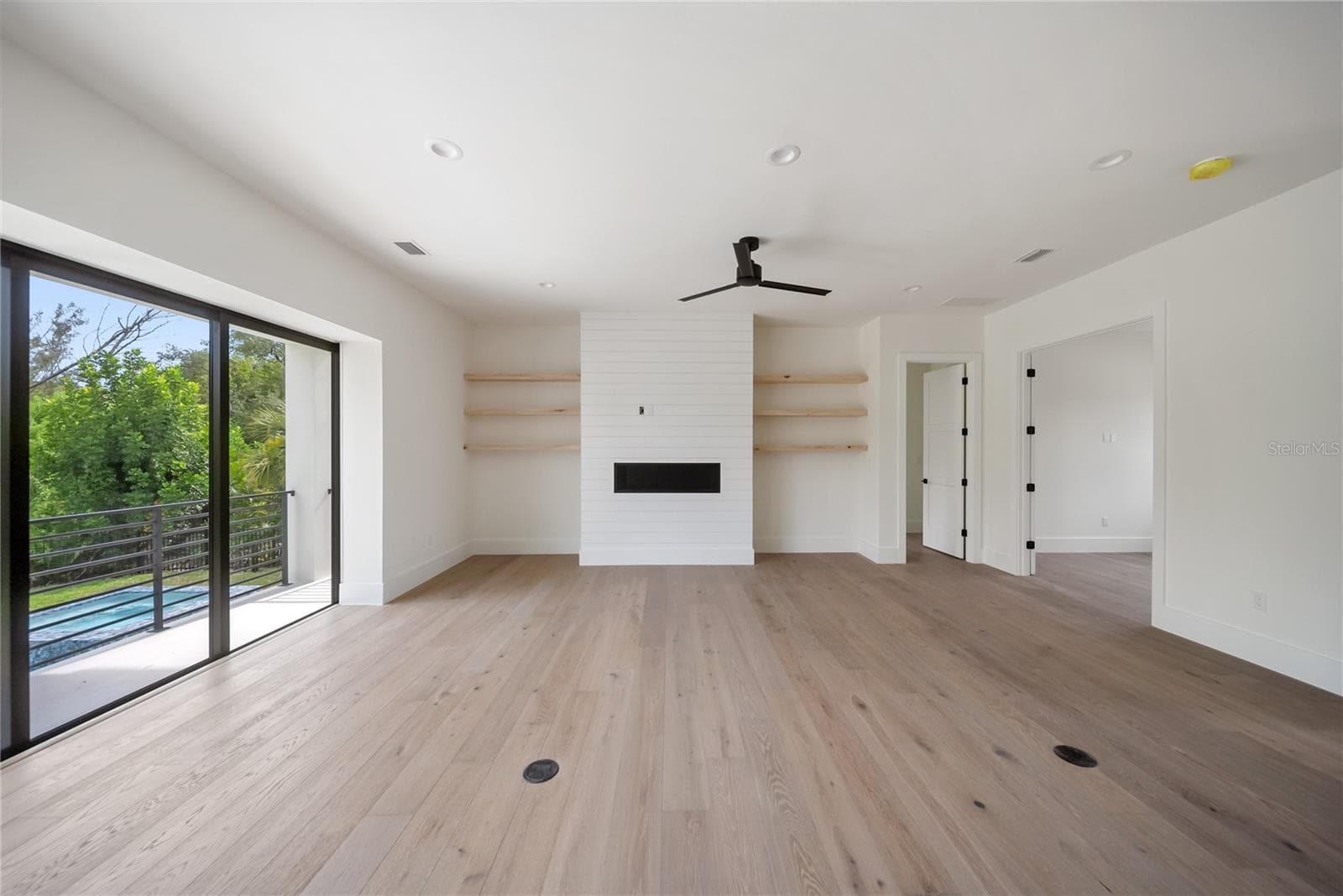 Single Family Residence at 626 BUTTONWOOD DR, LONGBOAT KEY, photo 66 of 91