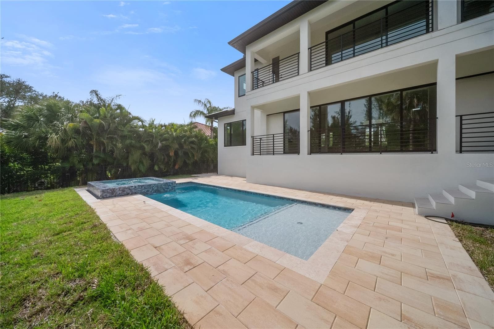 Single Family Residence at 626 BUTTONWOOD DR, LONGBOAT KEY, photo 72 of 91