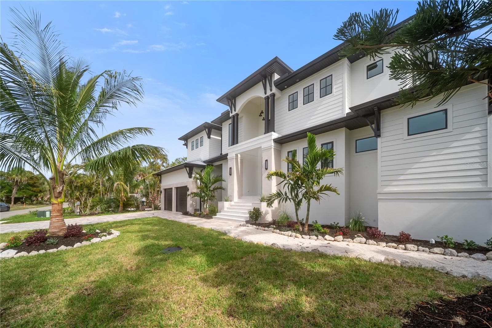 Single Family Residence at 626 BUTTONWOOD DR, LONGBOAT KEY, photo 80 of 91