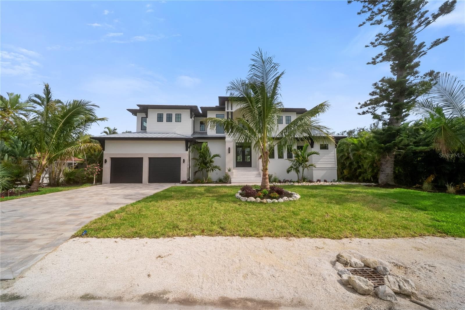 Single Family Residence at 626 BUTTONWOOD DR, LONGBOAT KEY, photo 83 of 91