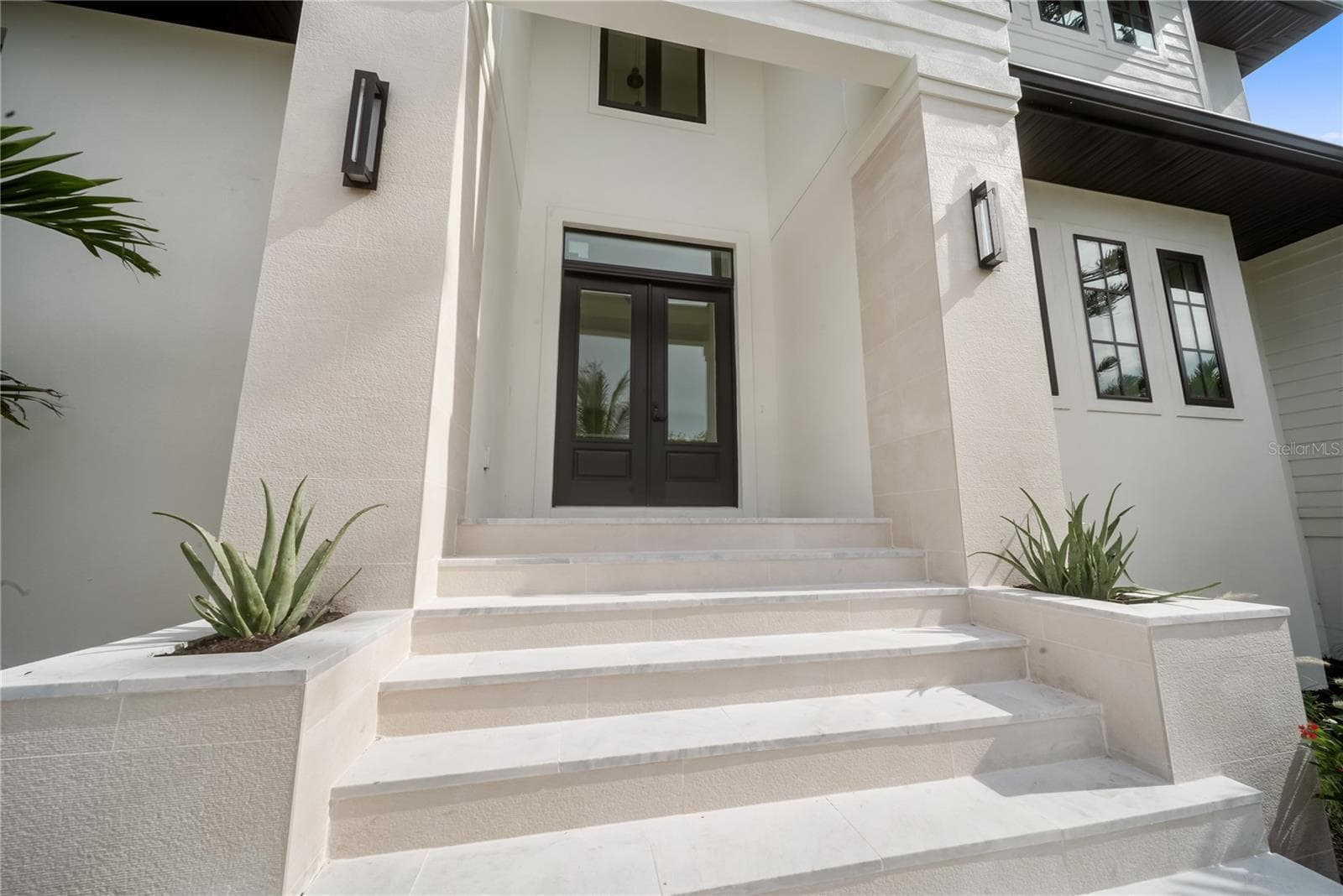 Single Family Residence at 626 BUTTONWOOD DR, LONGBOAT KEY, photo 87 of 91