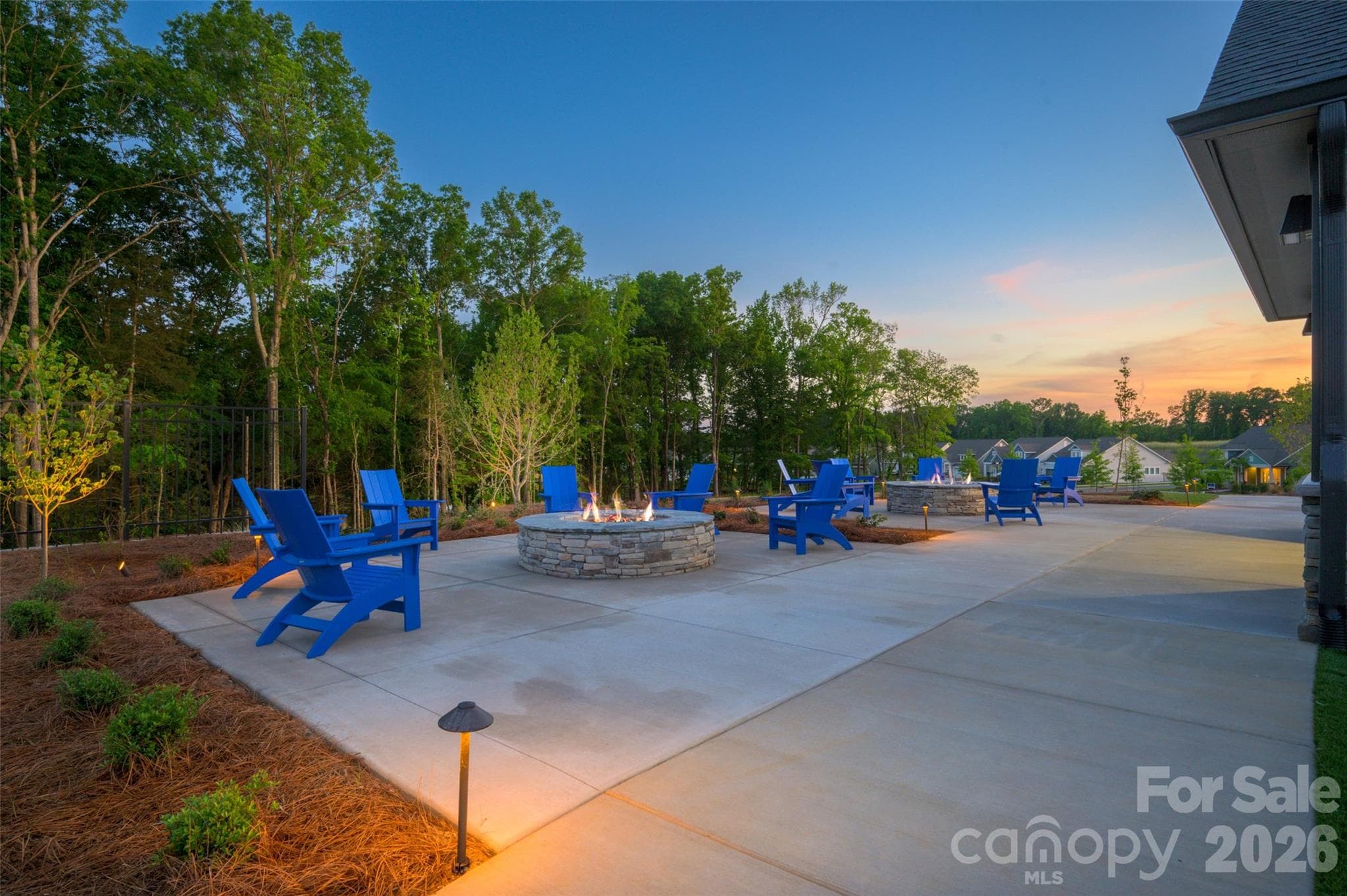 The Landing Amenity Complex - Waxhaw