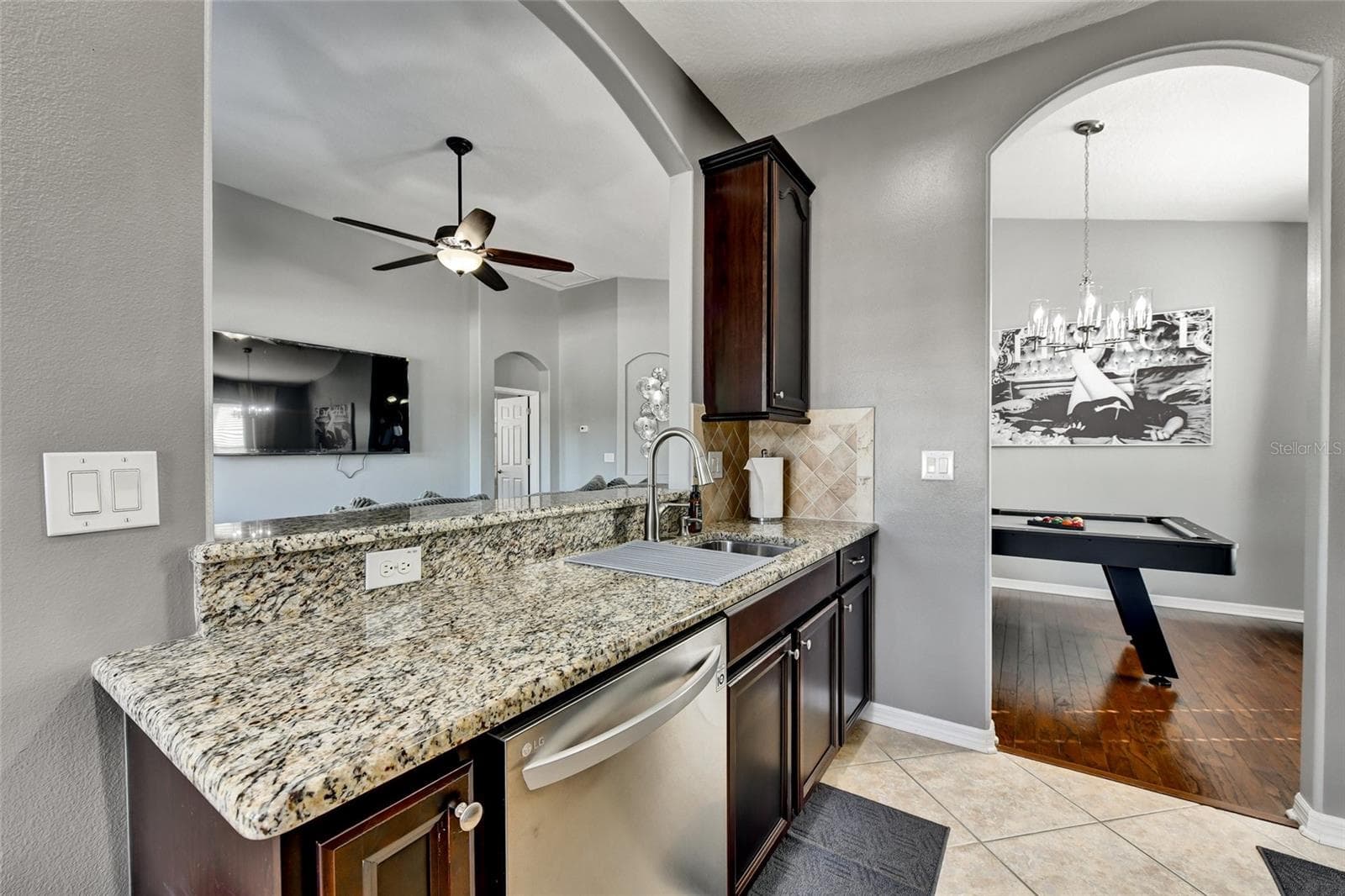 Single Family Residence at 7514 FOREST MERE DR, RIVERVIEW, photo 16 of 55