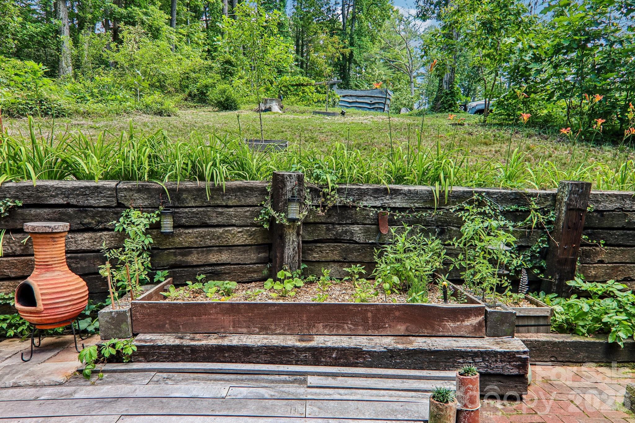 Single Family Residence at Hendersonville, photo 40 of 51
