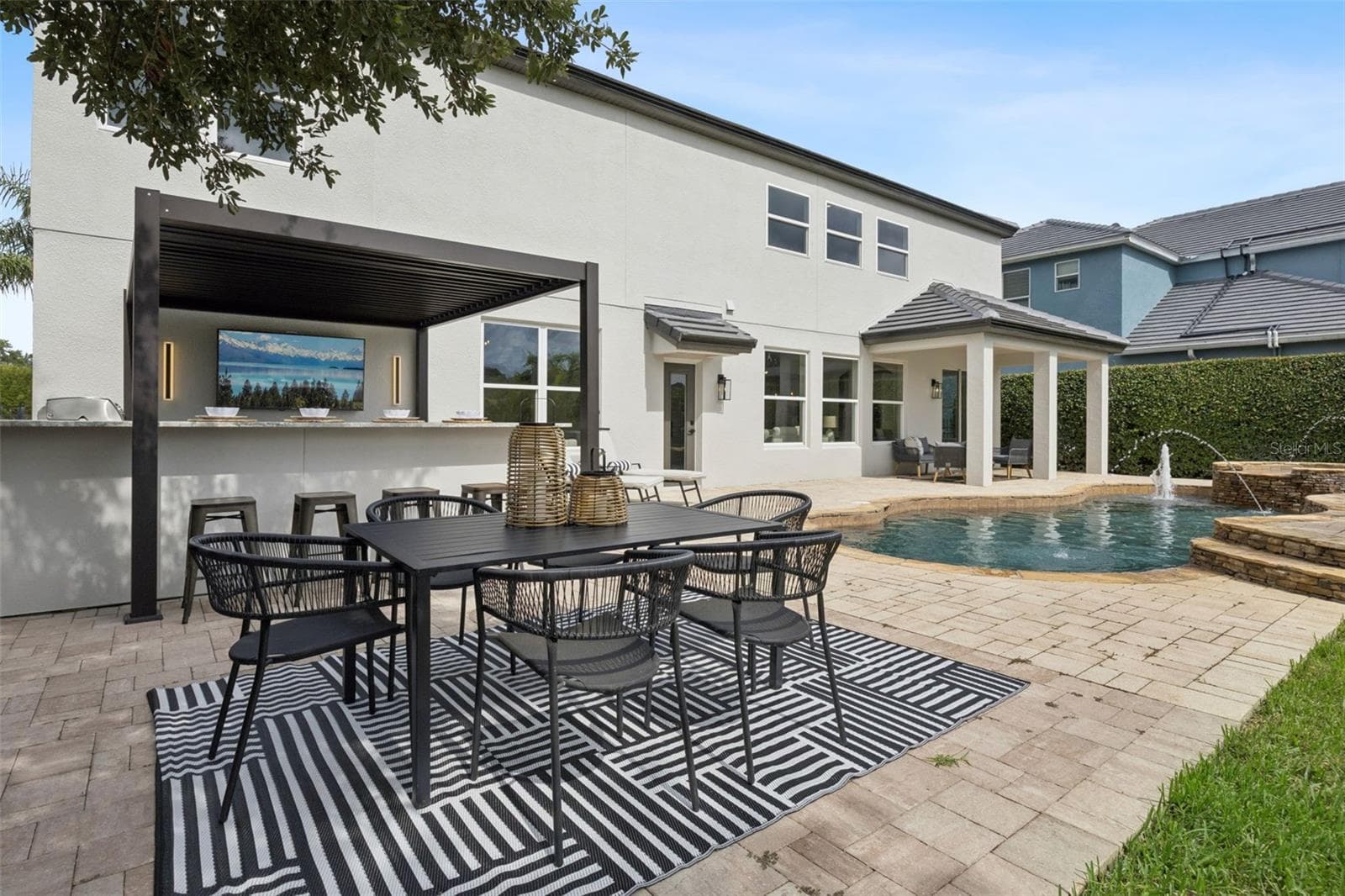 Single Family Residence at 1812 LAKE ROBERTS LANDING DR, WINTER GARDEN, photo 3 of 69