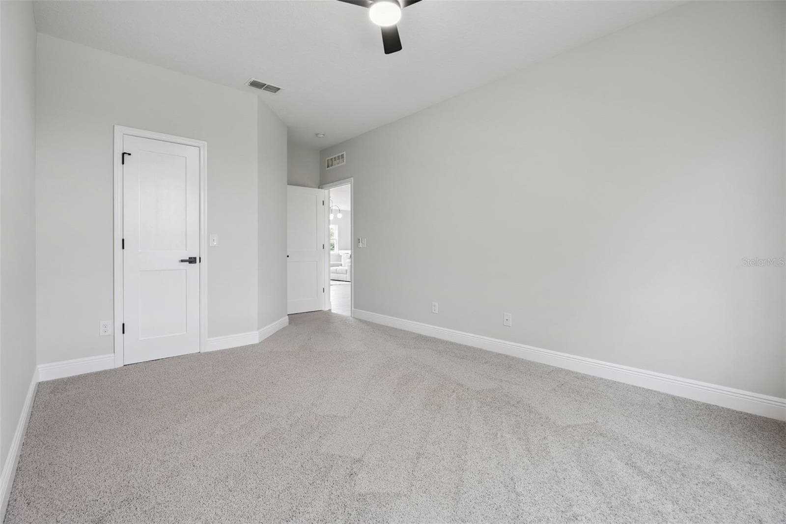 Single Family Residence at 1812 LAKE ROBERTS LANDING DR, WINTER GARDEN, photo 48 of 69