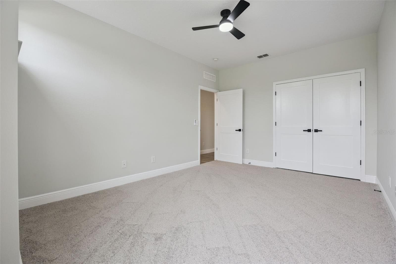 Single Family Residence at 1812 LAKE ROBERTS LANDING DR, WINTER GARDEN, photo 50 of 69