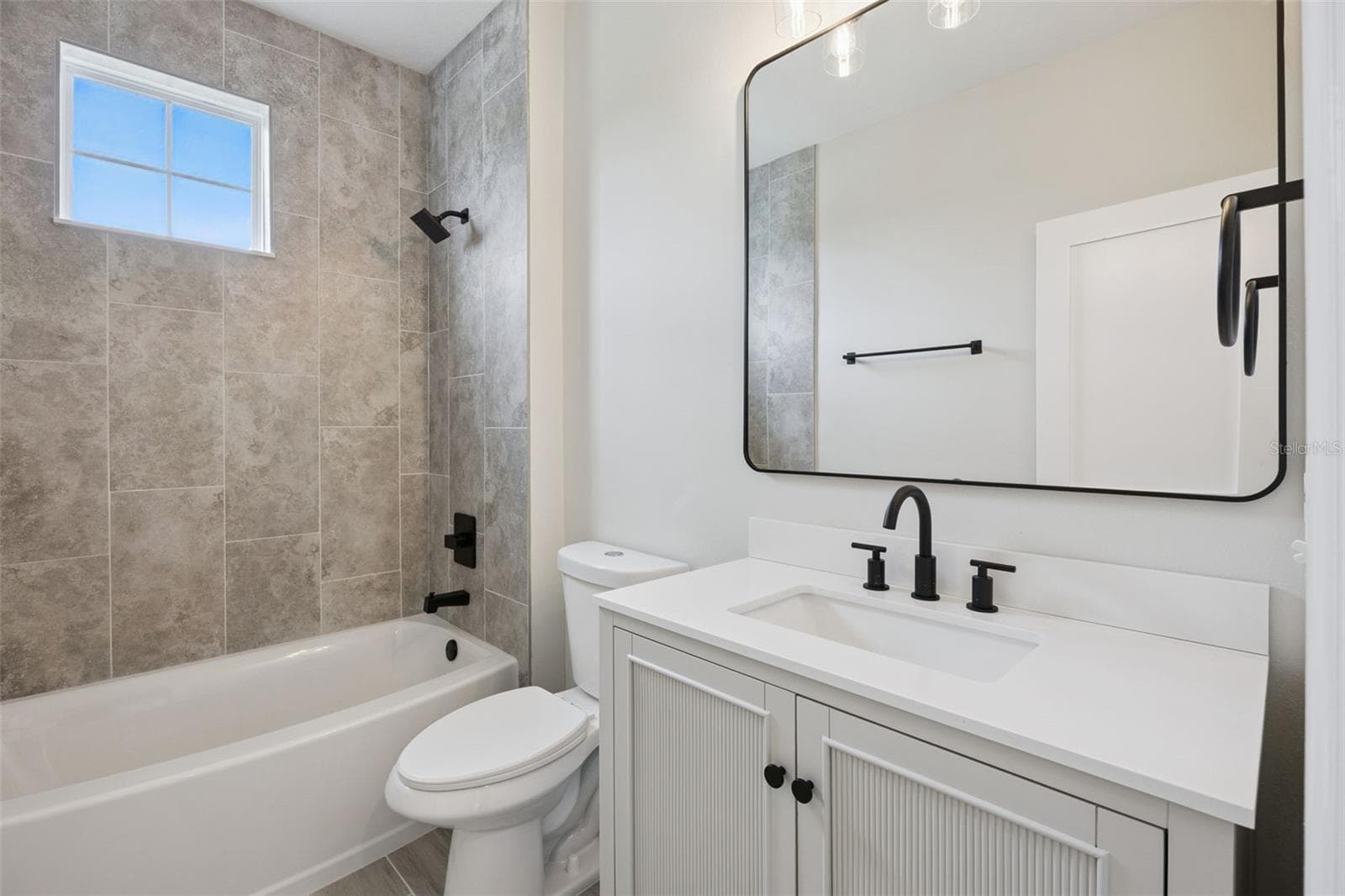 Single Family Residence at 1812 LAKE ROBERTS LANDING DR, WINTER GARDEN, photo 51 of 69