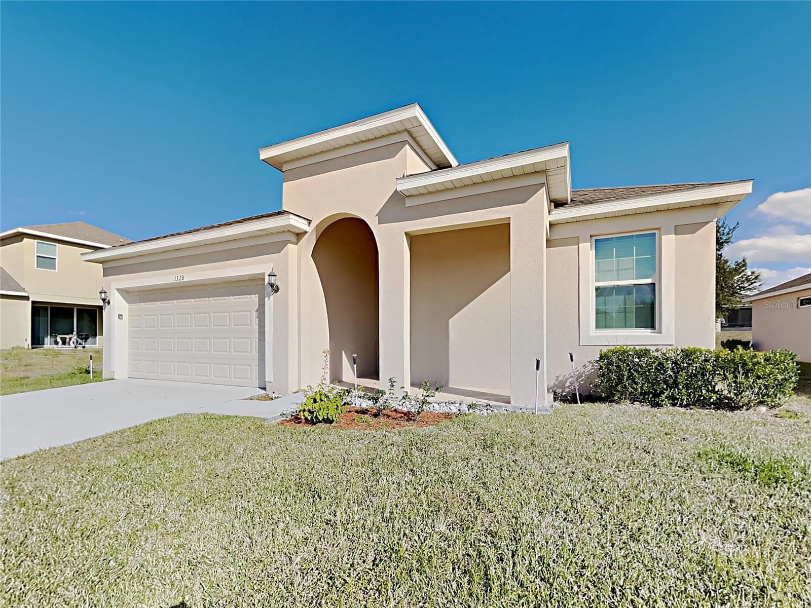 1328 ARONIMINIK DR