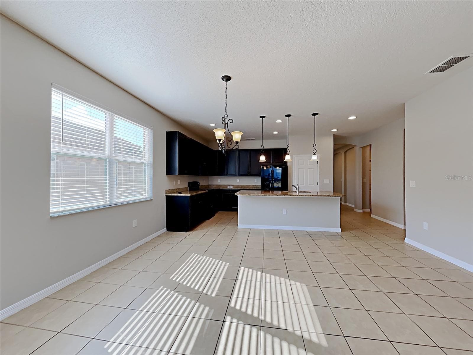 Single Family Residence at 1328 ARONIMINIK DR, MOUNT DORA, photo 4 of 22