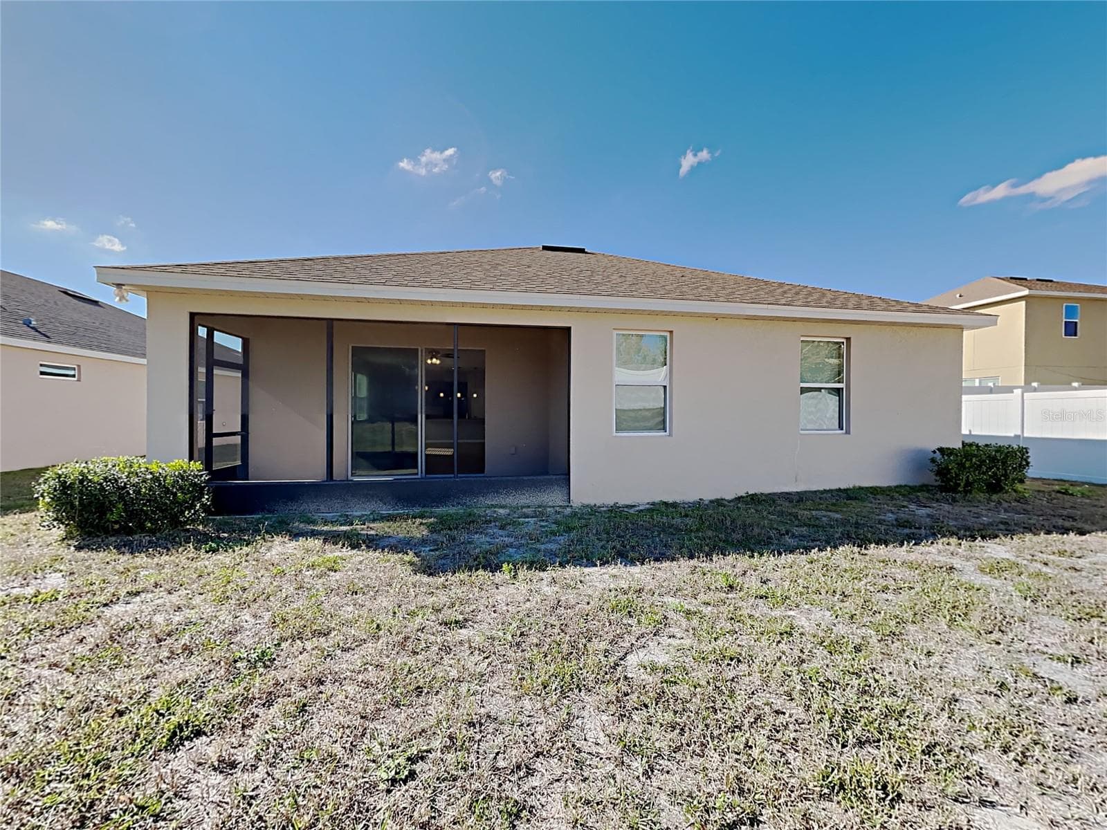 Single Family Residence at 1328 ARONIMINIK DR, MOUNT DORA, photo 21 of 22
