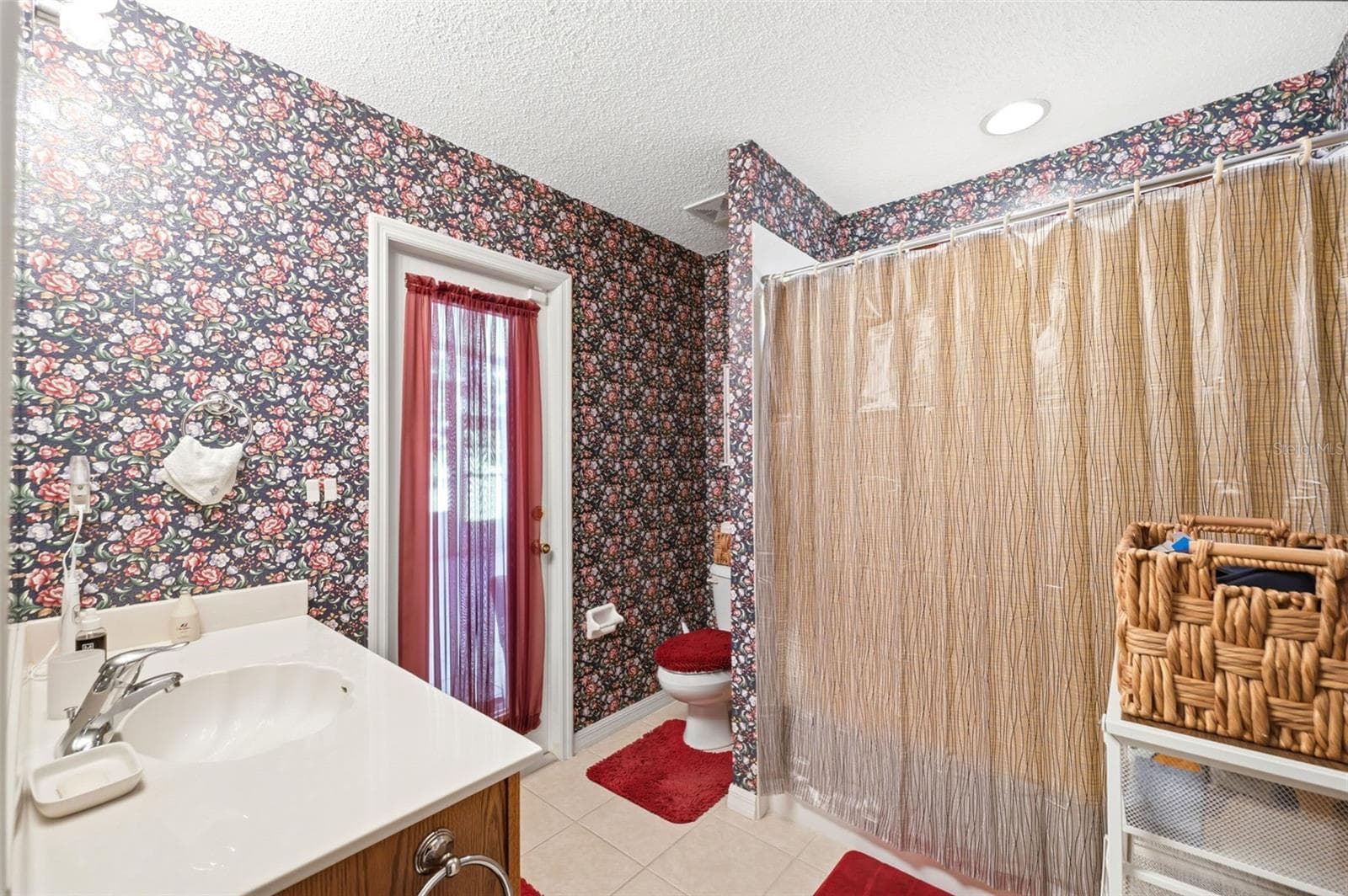 Bathroom 2 - 11407 LEEDS DR, SPRING HILL