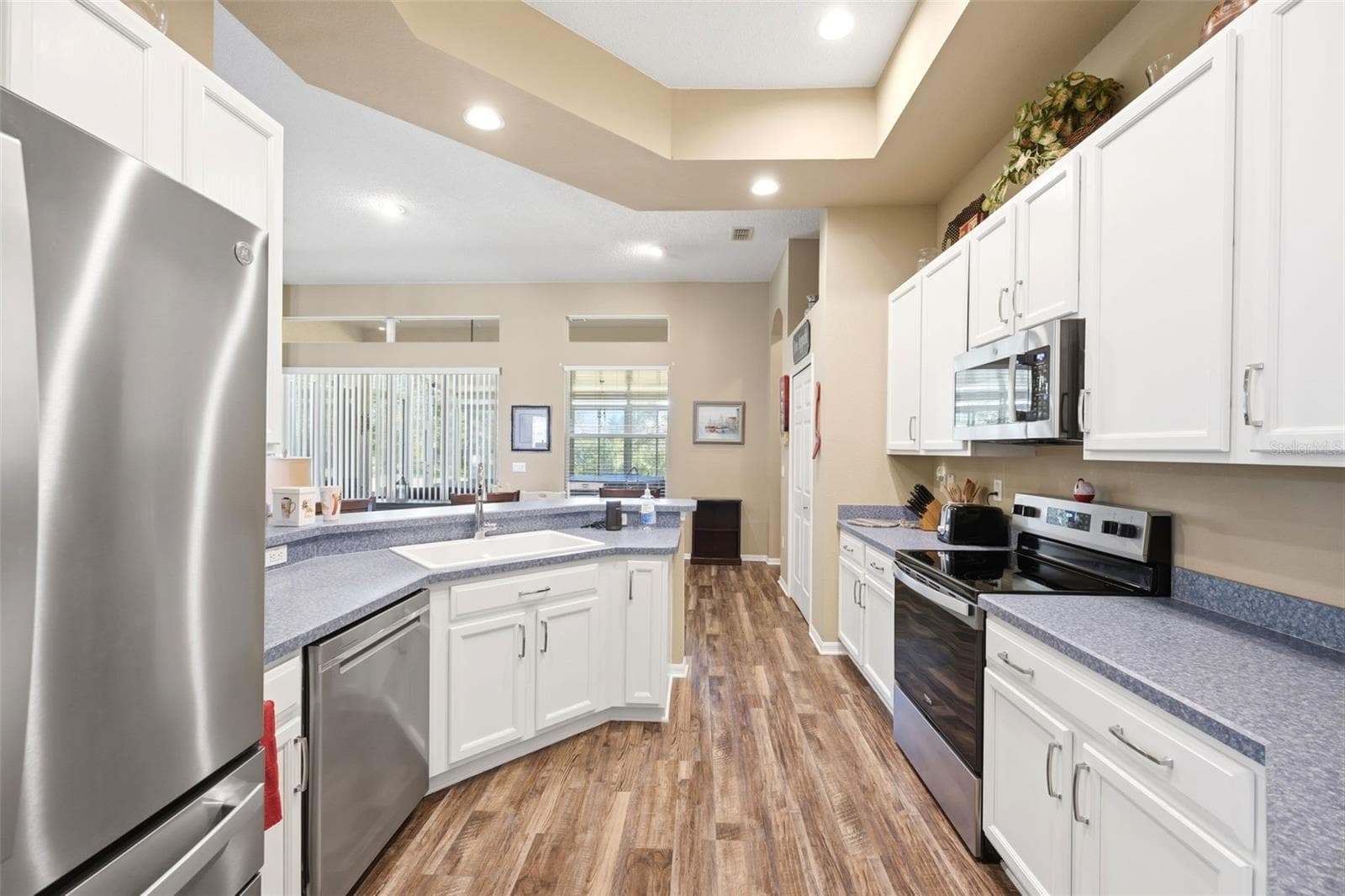 Kitchen - 11407 LEEDS DR, SPRING HILL