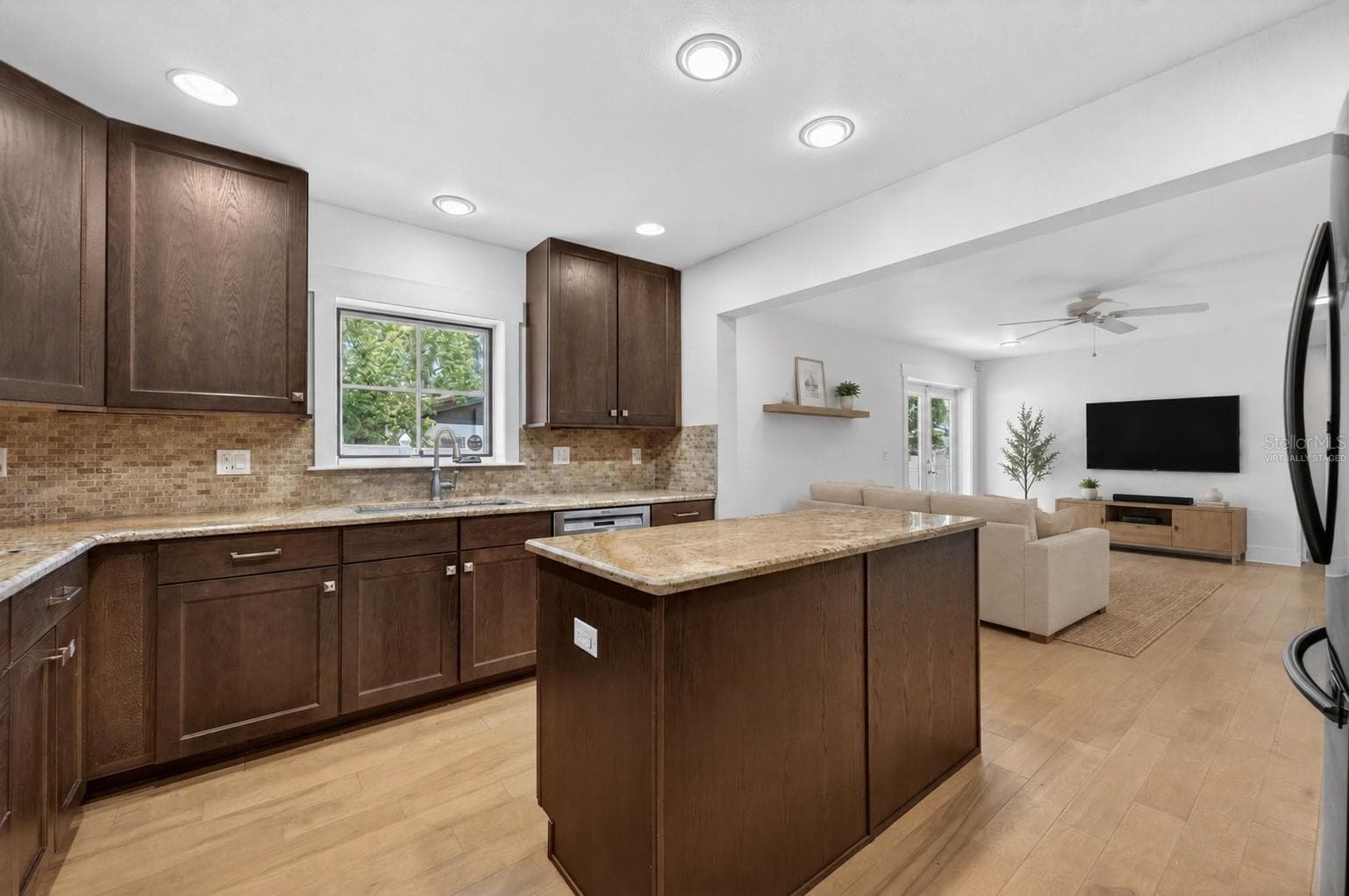 Open concept kitchen & living room - virtually staged - 1265 ARLINGTON PL, WINTER PARK