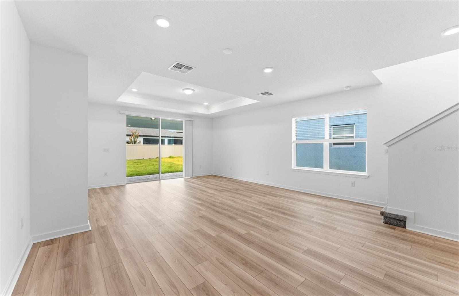 Open Cafe to Gathering Room - 33452 BINDING TIES LN, WESLEY CHAPEL