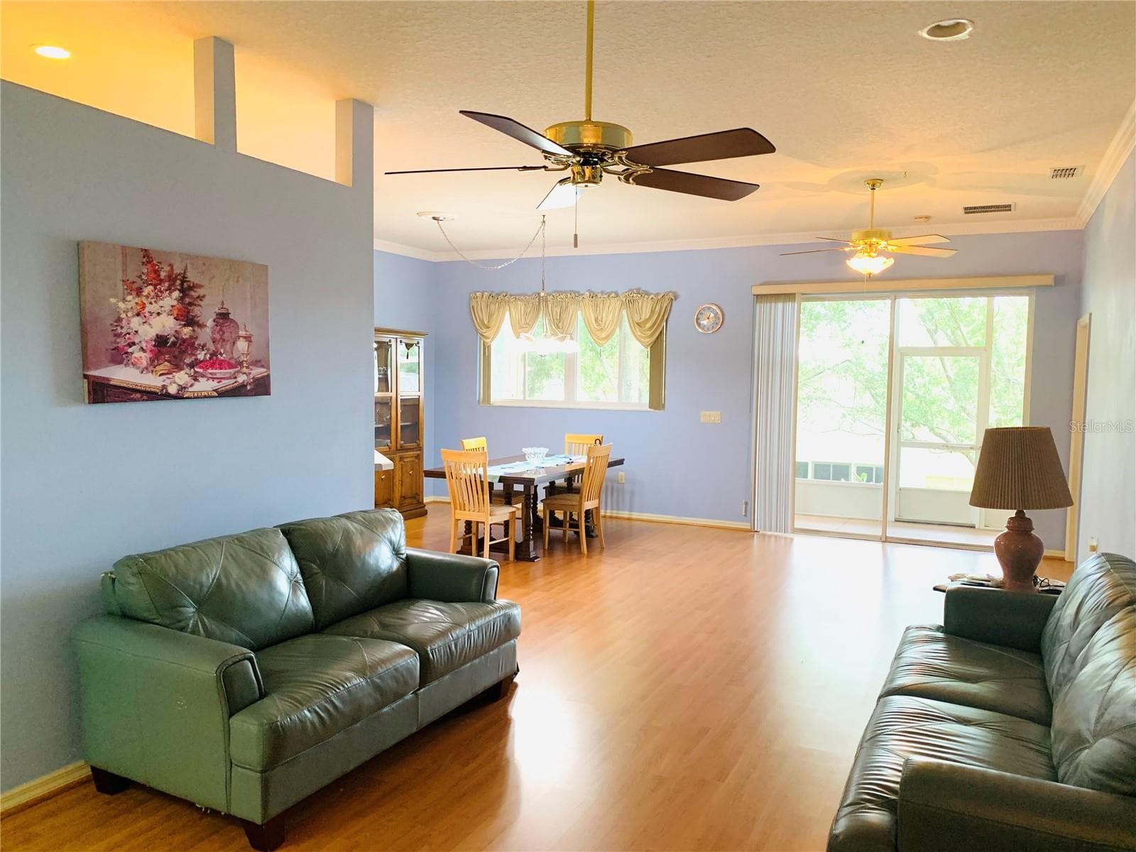 Single Family Residence at 809 SUMMIT GREENS BLVD, CLERMONT, photo 3 of 12
