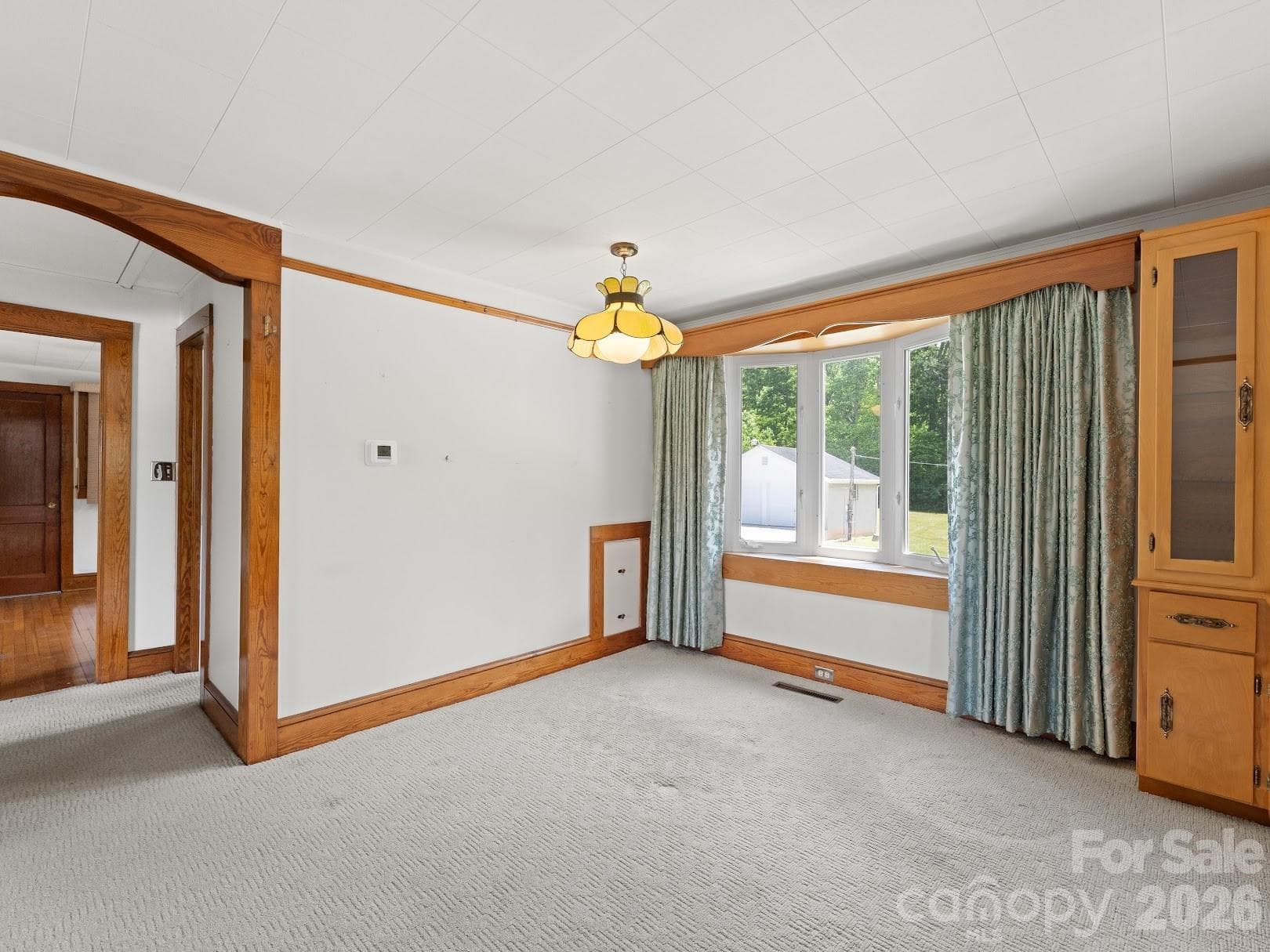Dining area - Hendersonville