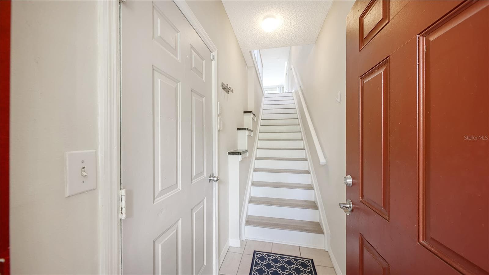Pivate entrance - 5551 BENTGRASS DR #11-117, SARASOTA