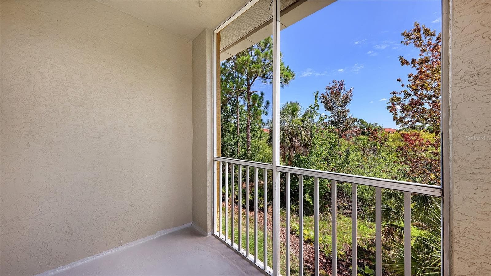 Condominium at 5551 BENTGRASS DR #11-117, SARASOTA, photo 16 of 50