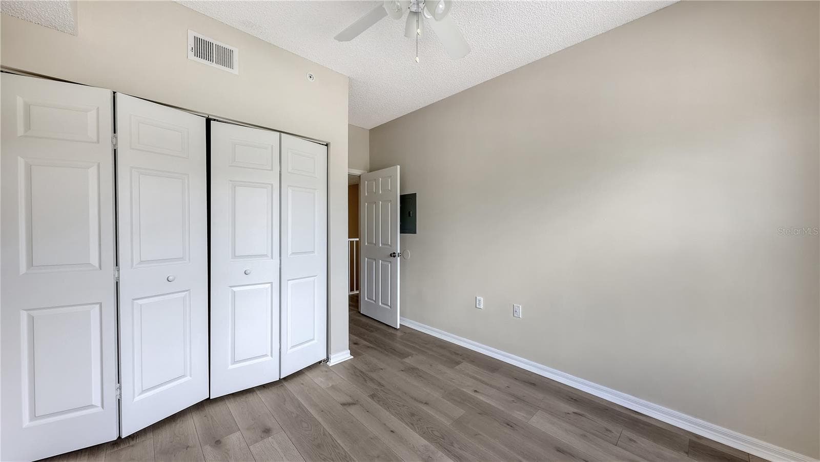 Condominium at 5551 BENTGRASS DR #11-117, SARASOTA, photo 24 of 50