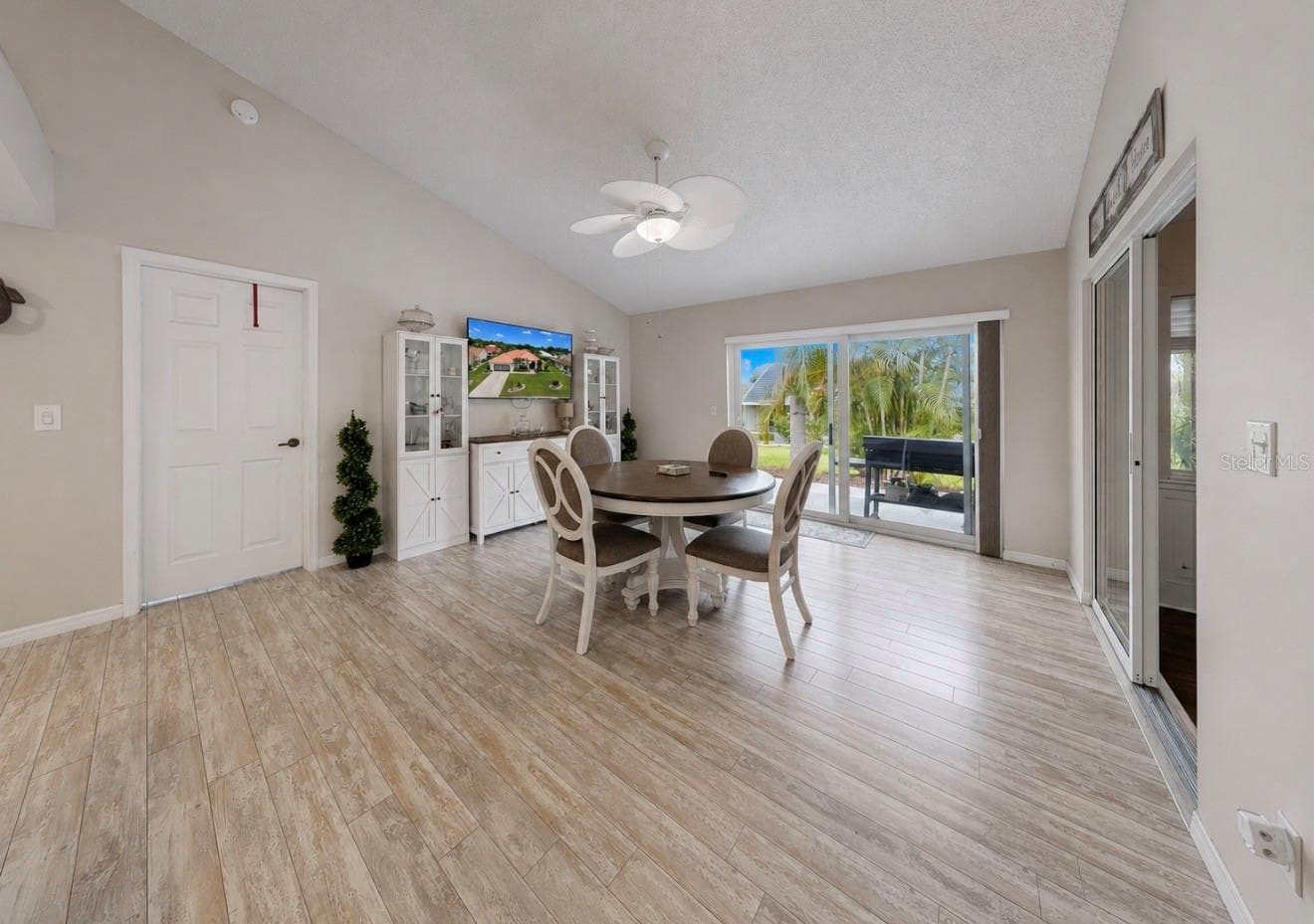 Single Family Residence at 2027 NEW BEDFORD DR, SUN CITY CENTER, photo 21 of 51