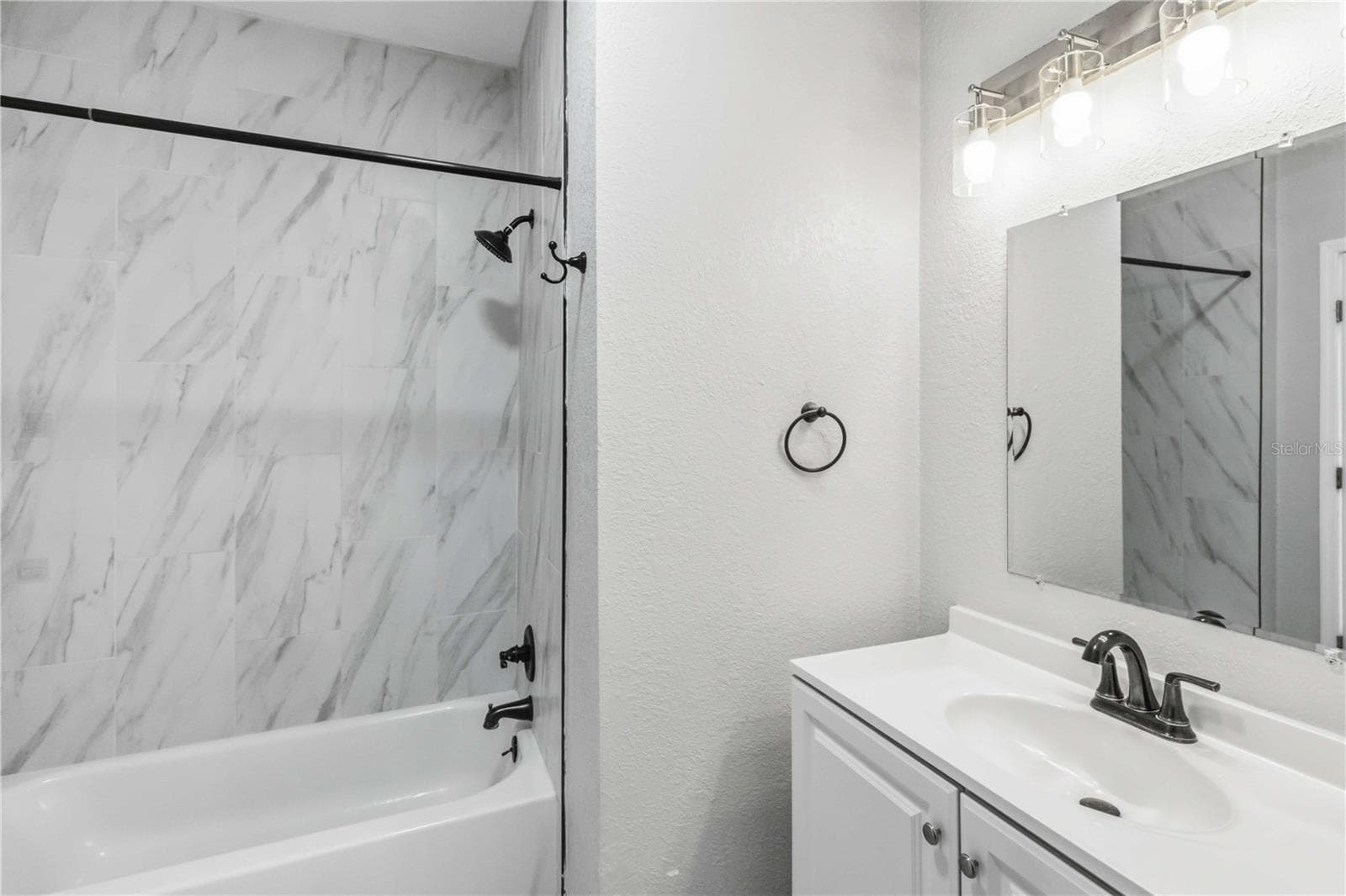 Townhouse at 4234 TYLER CIR N ##102B, ST PETERSBURG, photo 12 of 19