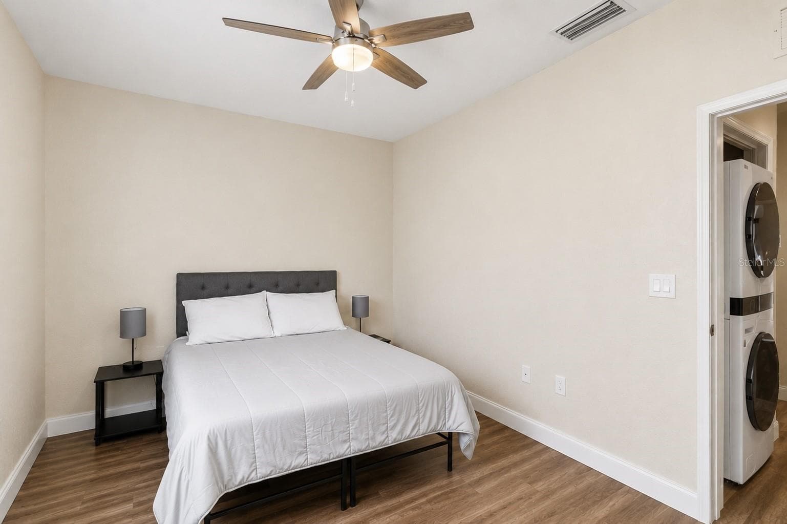 Townhouse at 4234 TYLER CIR N ##102B, ST PETERSBURG, photo 13 of 19