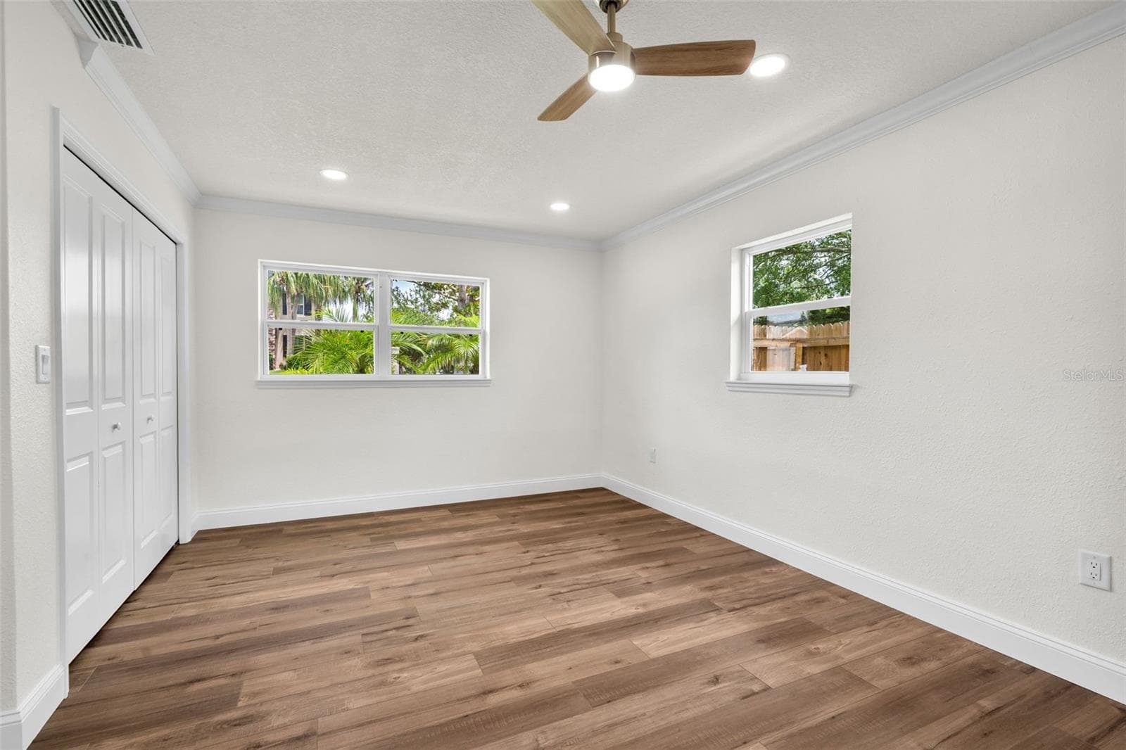 Single Family Residence at 723 W BAYSHORE DR, TARPON SPRINGS, photo 17 of 60
