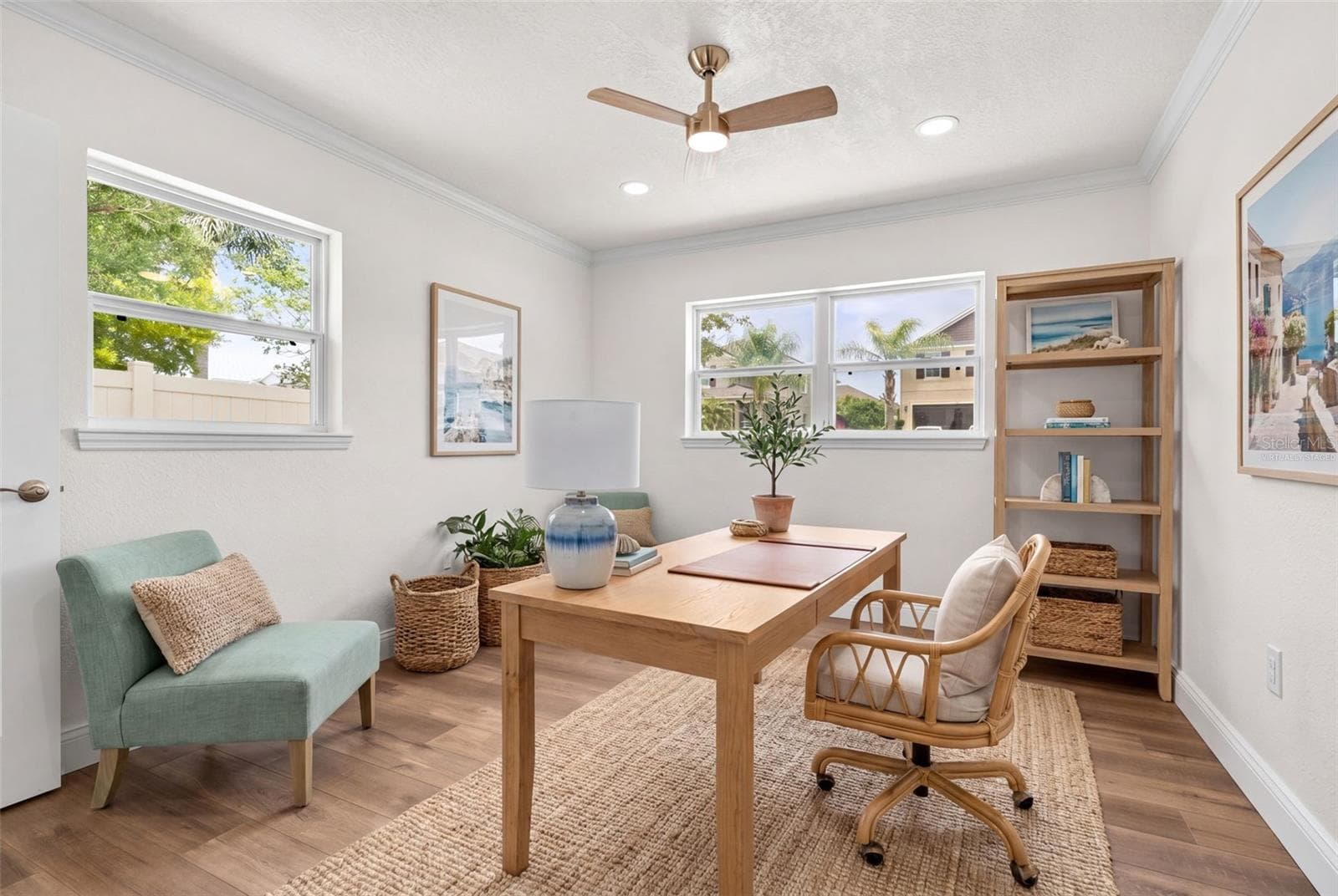 virtually staged - 723 W BAYSHORE DR, TARPON SPRINGS