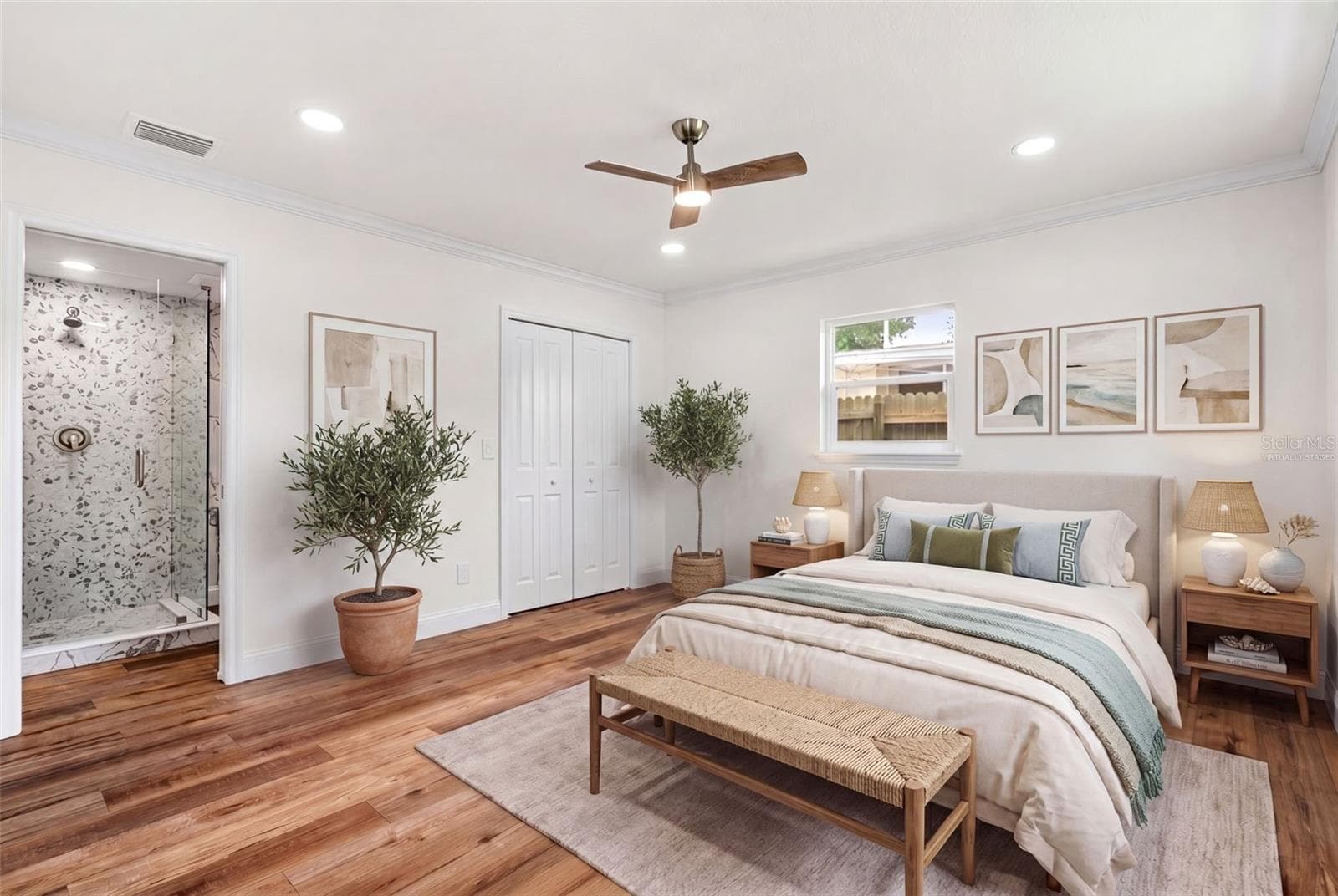 virtually staged - 723 W BAYSHORE DR, TARPON SPRINGS