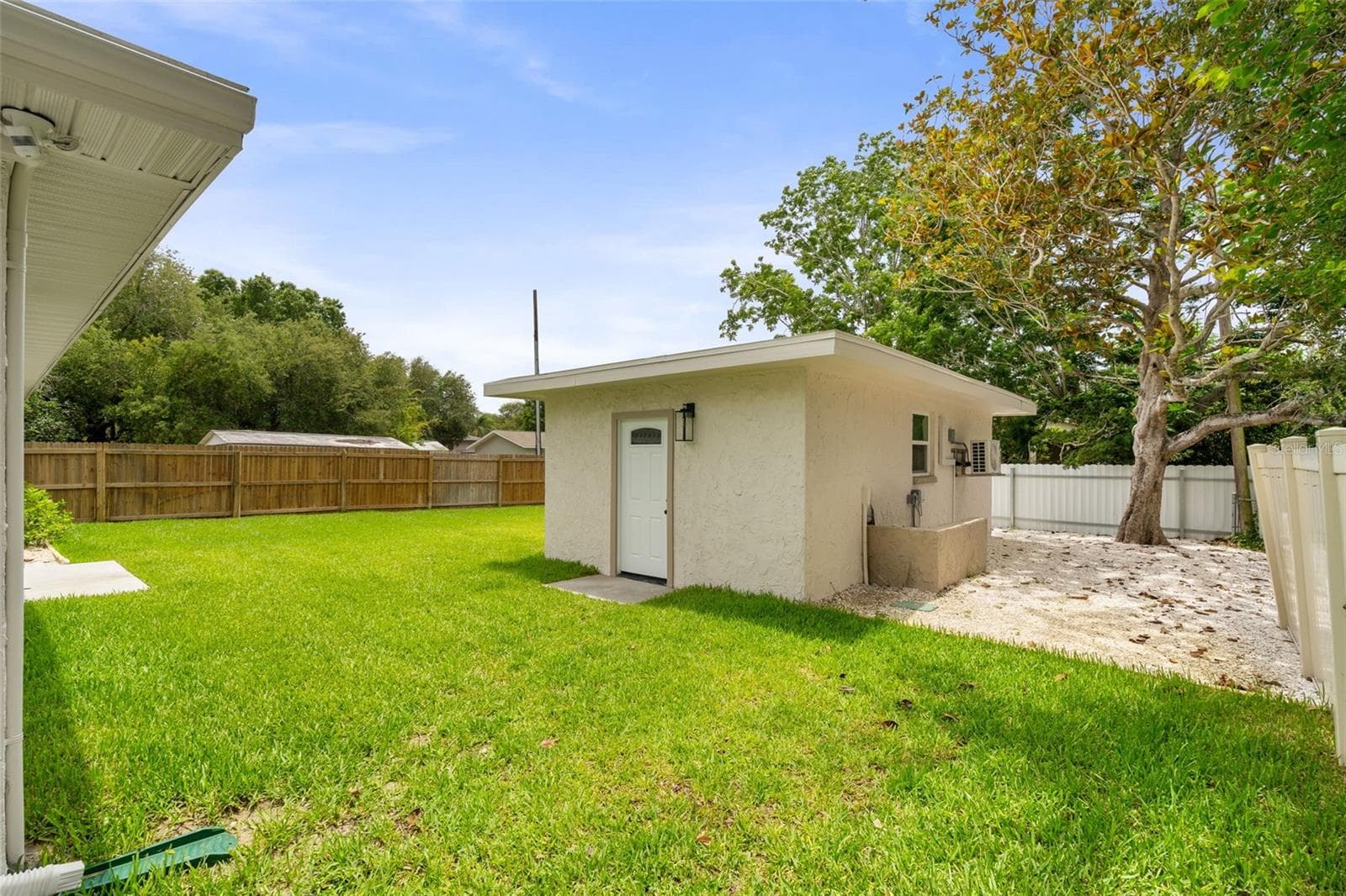 Single Family Residence at 723 W BAYSHORE DR, TARPON SPRINGS, photo 38 of 60