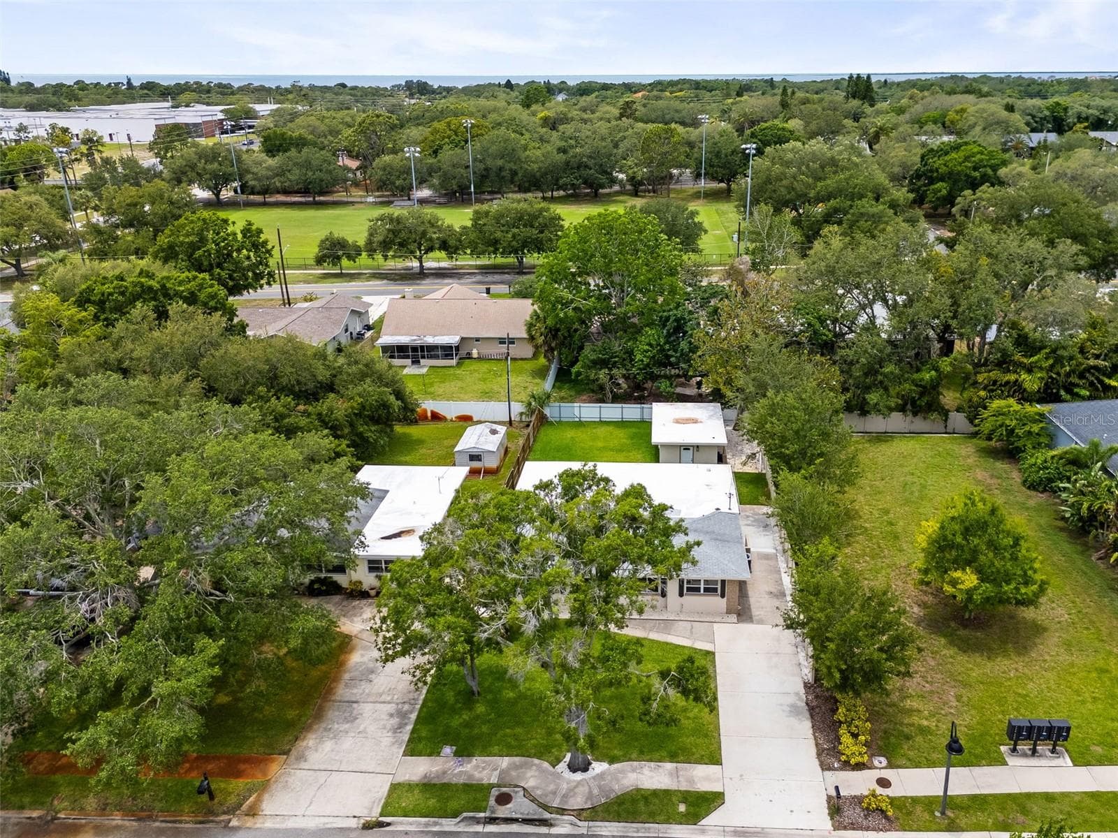 Single Family Residence at 723 W BAYSHORE DR, TARPON SPRINGS, photo 49 of 60