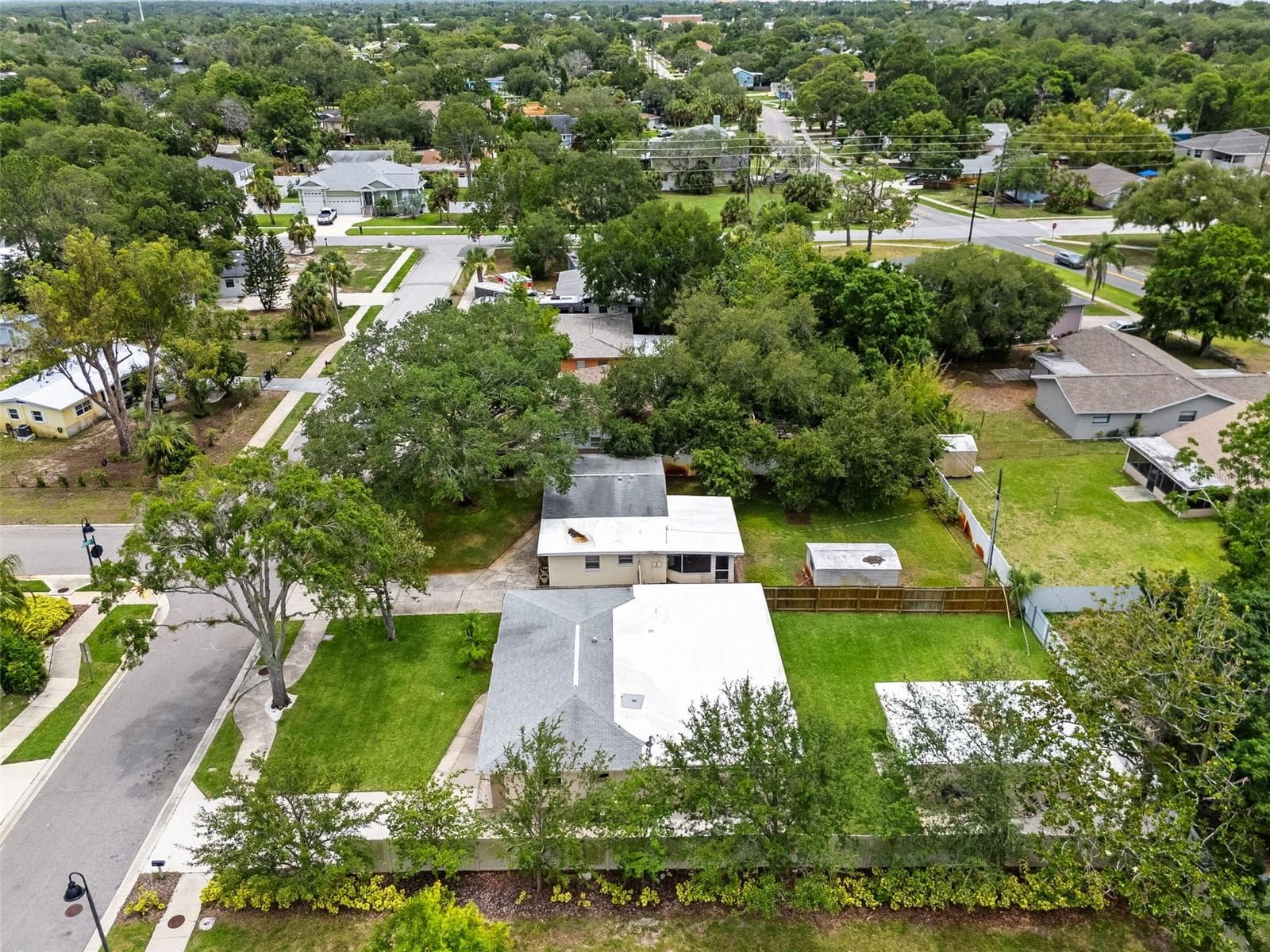 Single Family Residence at 723 W BAYSHORE DR, TARPON SPRINGS, photo 51 of 60