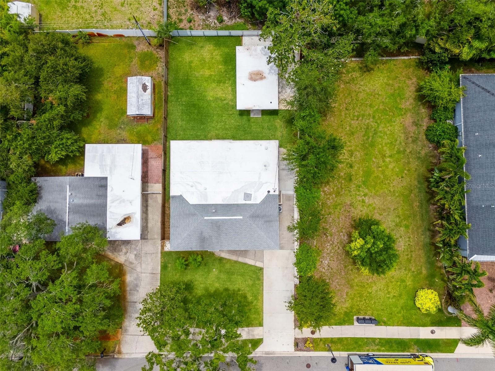 Single Family Residence at 723 W BAYSHORE DR, TARPON SPRINGS, photo 57 of 60