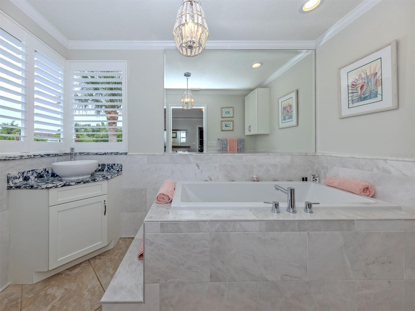 Primary bathroom - 1505 GONDOLA PARK DR #1505, VENICE