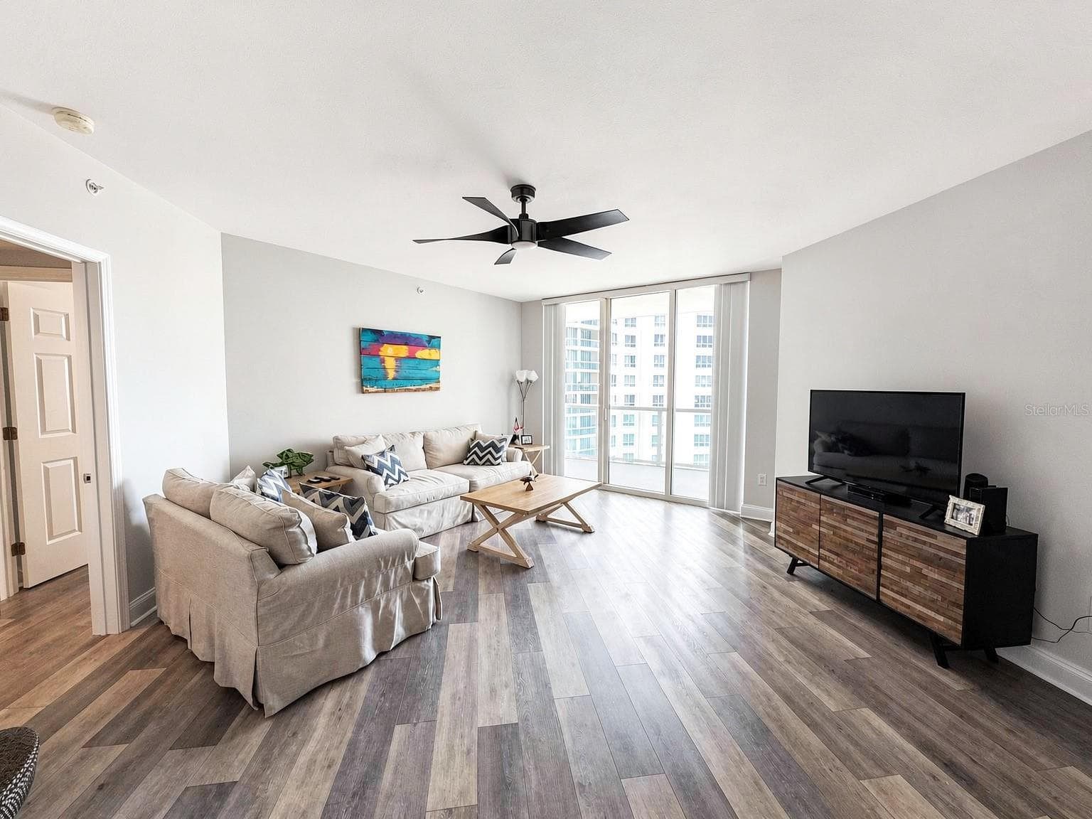Condominium at 231 RIVERSIDE DR #1106-1, DAYTONA BEACH, photo 3 of 40