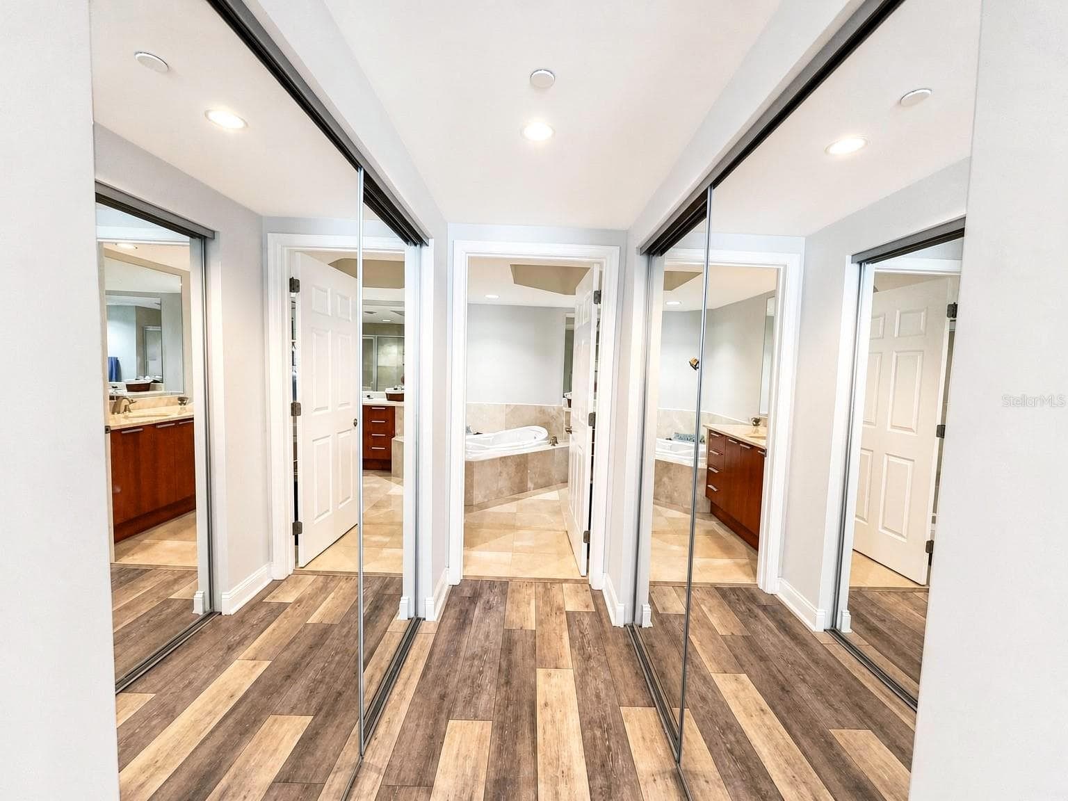 Condominium at 231 RIVERSIDE DR #1106-1, DAYTONA BEACH, photo 9 of 40