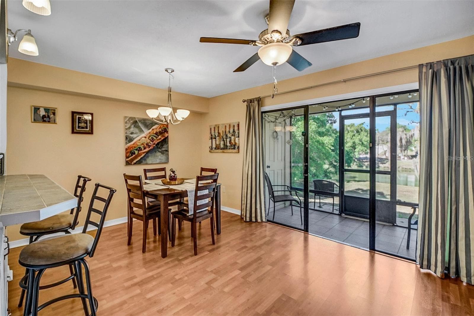 Dining Room (before new paint) - 956 5TH ST #9A, CLERMONT