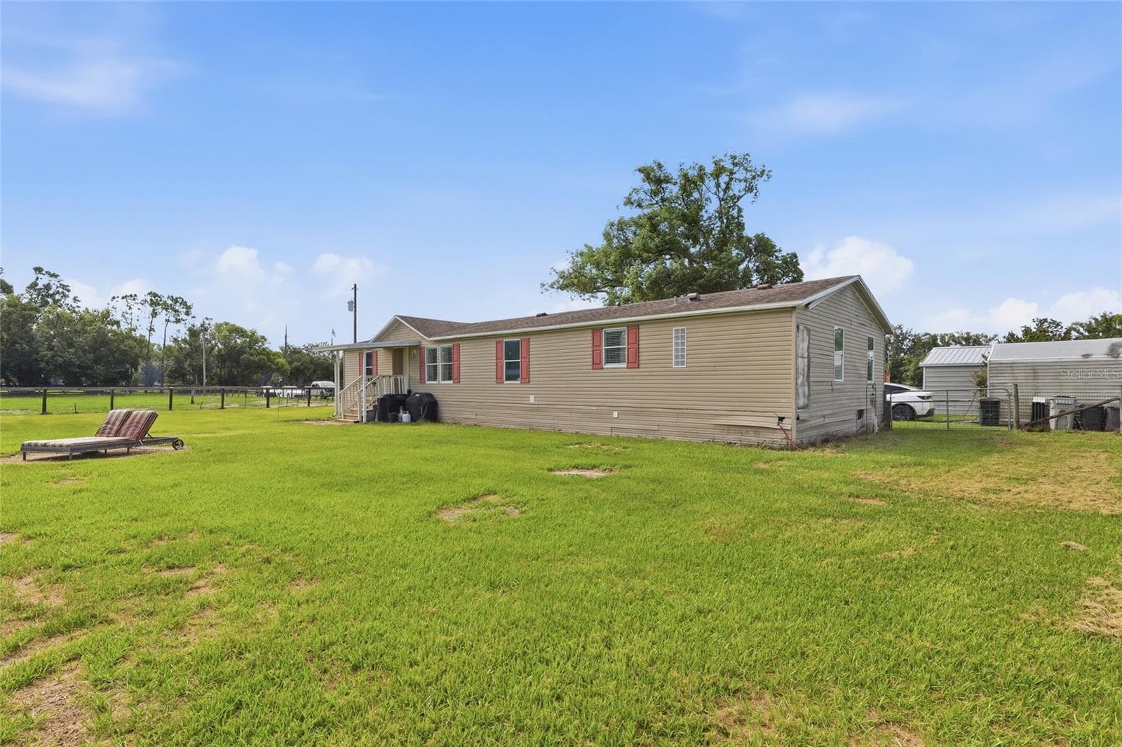 Manufactured Home at 28651 TUPPER RD, WESLEY CHAPEL, photo 28 of 33