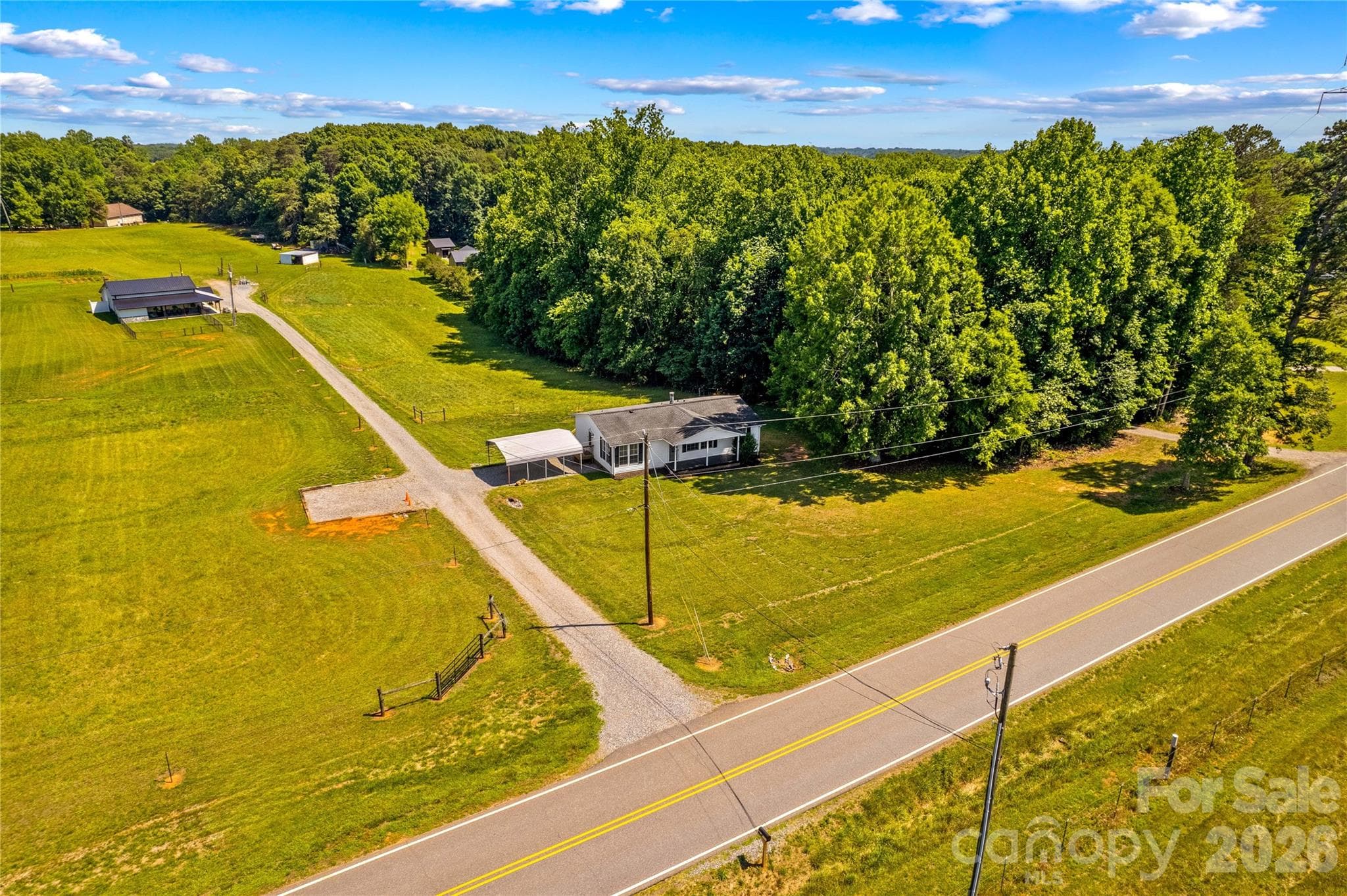 Situated back off the road - 777 Midway Road, Statesville