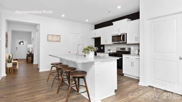 Single Family Residence at Lincolnton, photo 3 of 21