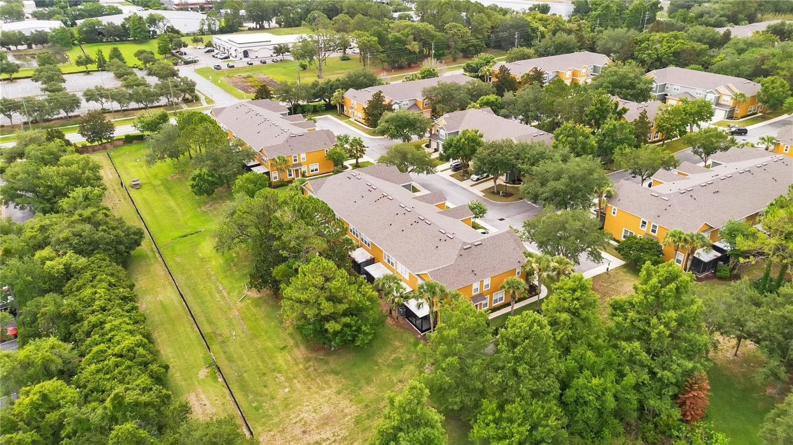 Townhouse at REGENCY OAKS UNIT THREE, SANFORD, photo 11 of 39